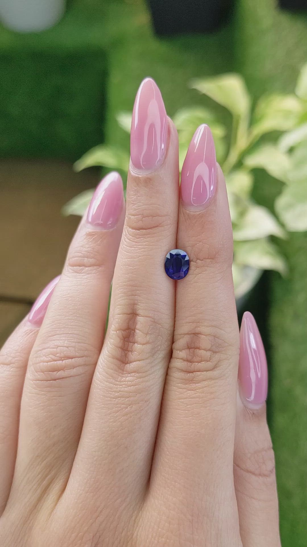 1.14 Ct. Blue Sapphire from Ceylon (Sri Lanka) Size Video