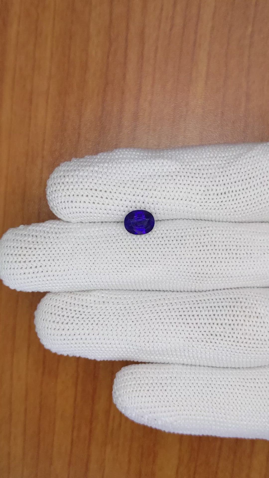 1.14 Ct. Blue Sapphire from Ceylon (Sri Lanka) Size Video