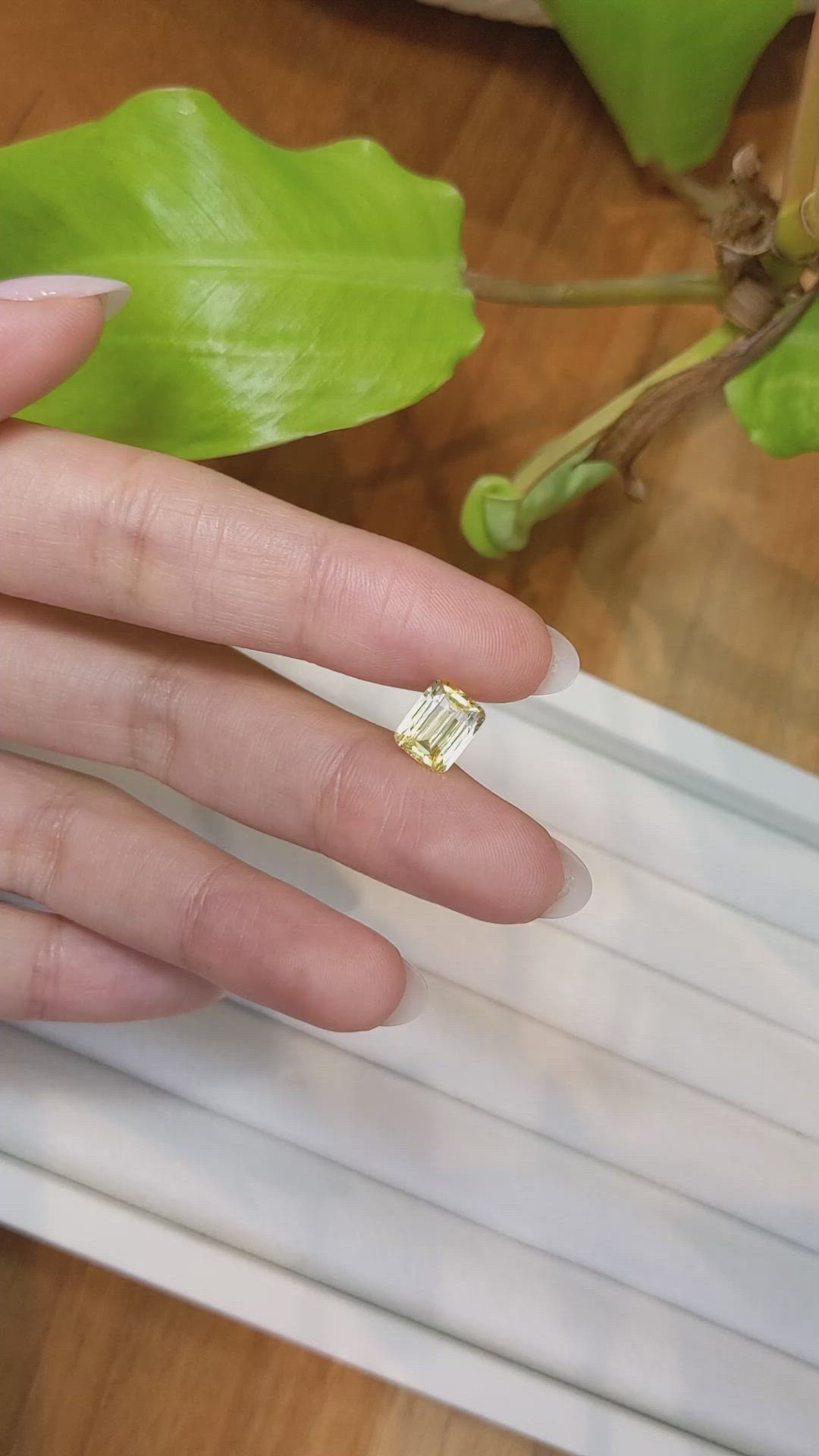 2.06 Ct. Yellow Sapphire from Ceylon (Sri Lanka) Size Video