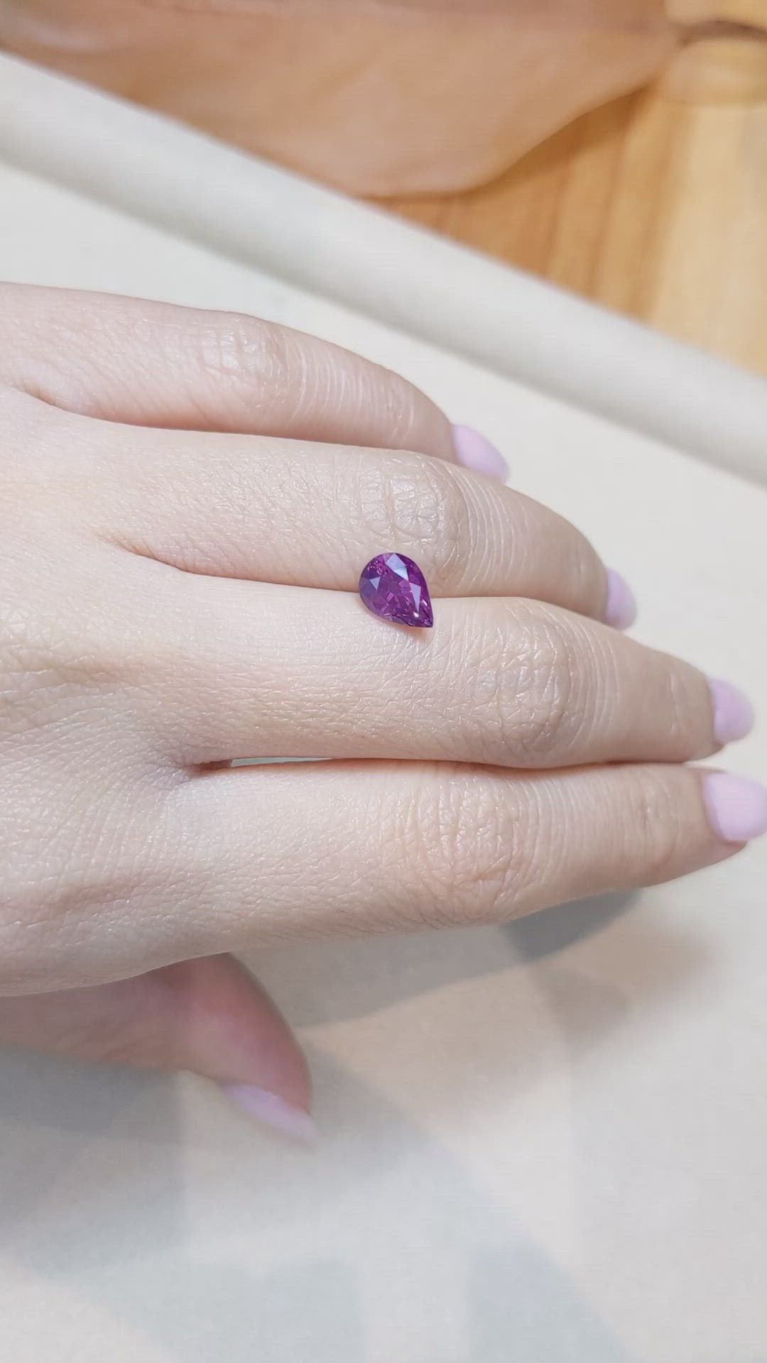 1.83 Ct. Pinkish Purple Sapphire from Kashmir Size Video