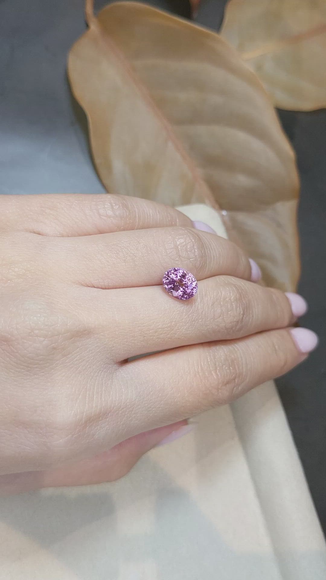 3.53 Ct. Pinkish Purple Sapphire from Ceylon (Sri Lanka) Size Video