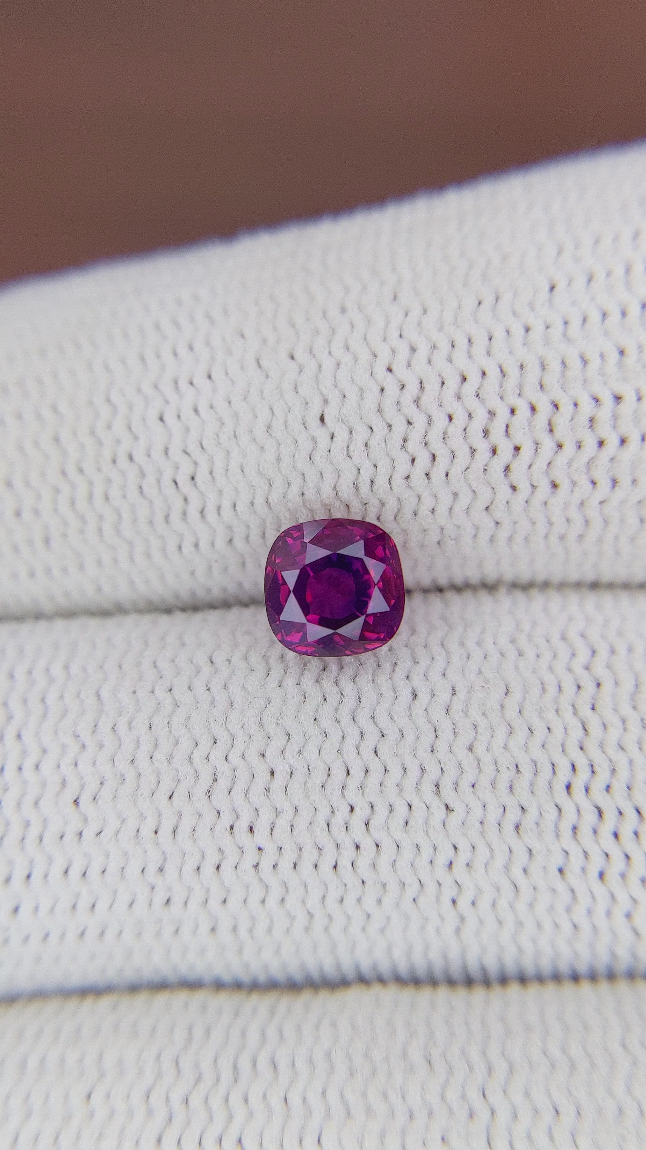 1.42 Ct. Purplish Pink Sapphire from Ceylon (Sri Lanka) Size Video