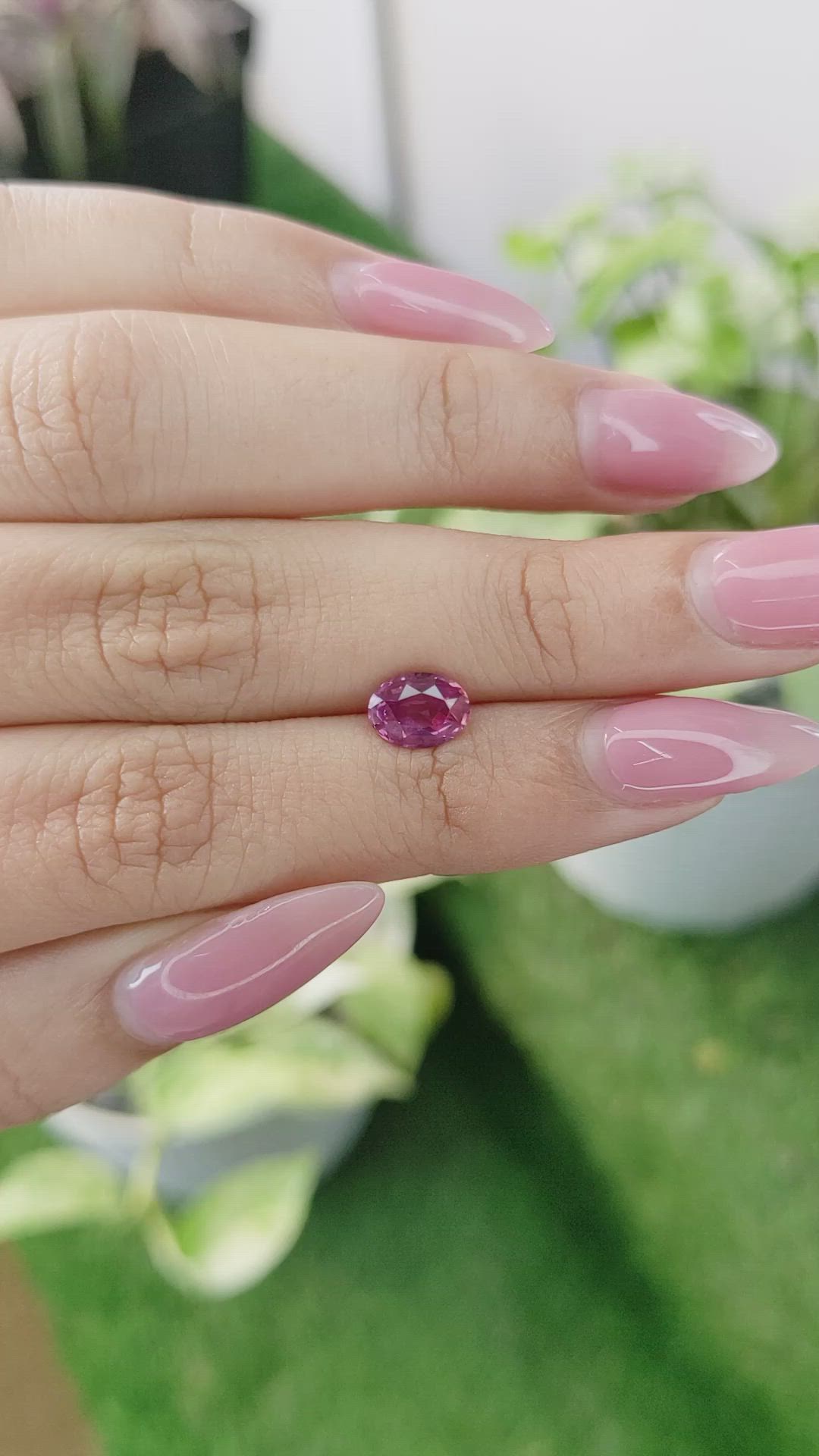 1.25 Ct. Purplish Pink Sapphire from Ceylon (Sri Lanka) Size Video