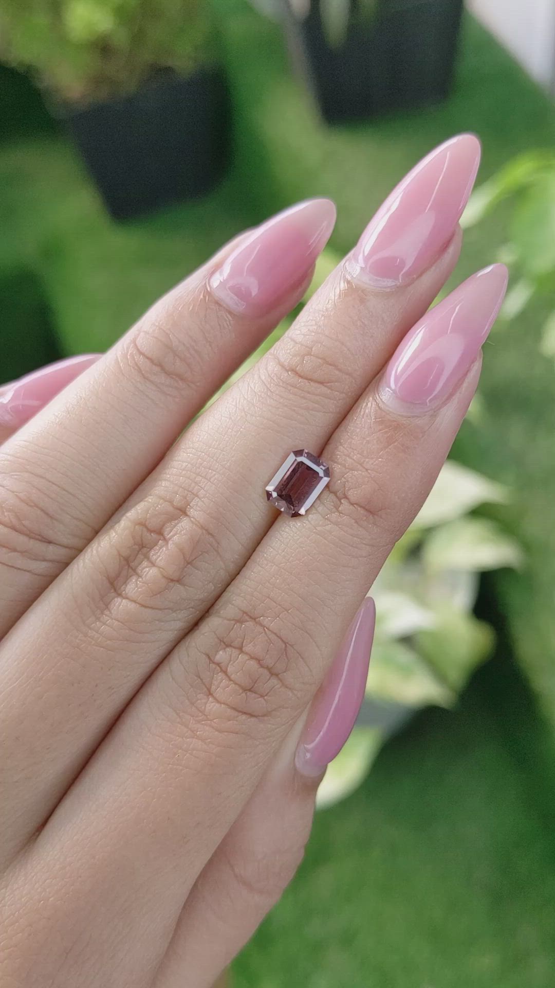 1.23 Ct. Pinkish Brown Sapphire from Ceylon (Sri Lanka) Size Video