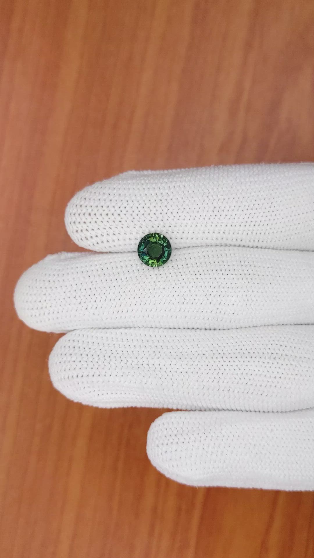 2.16 Ct. Green Sapphire from Ceylon (Sri Lanka) Size Video