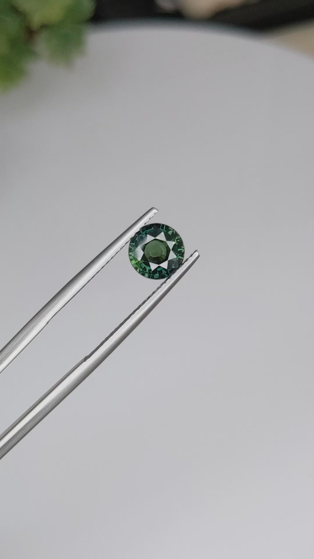 2.16 Ct. Green Sapphire from Ceylon (Sri Lanka) Size Video