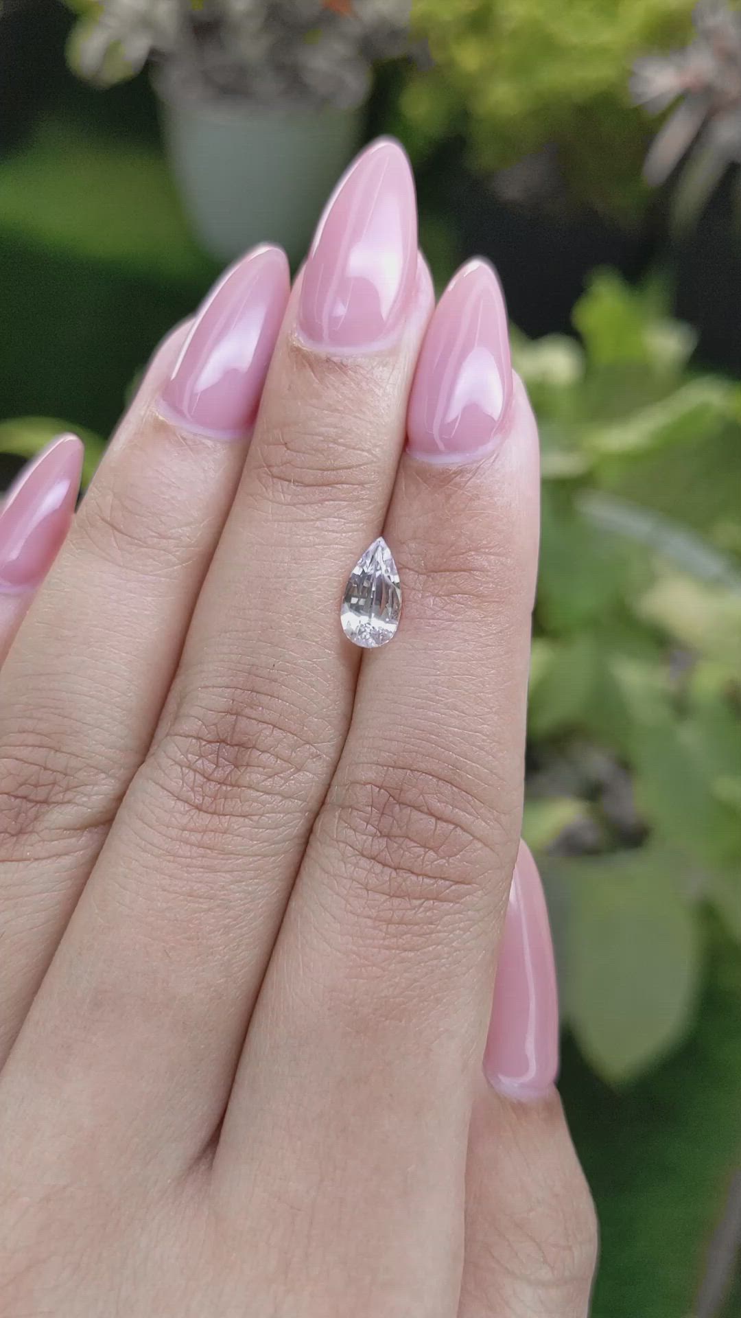 1.33 Ct. White Sapphire from Ceylon (Sri Lanka) Size Video