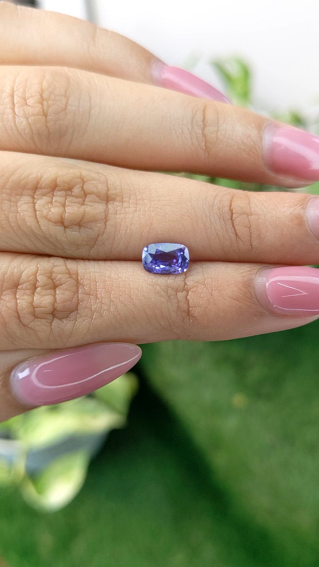 1.25 Ct. Violet Sapphire from Ceylon (Sri Lanka) Size Video