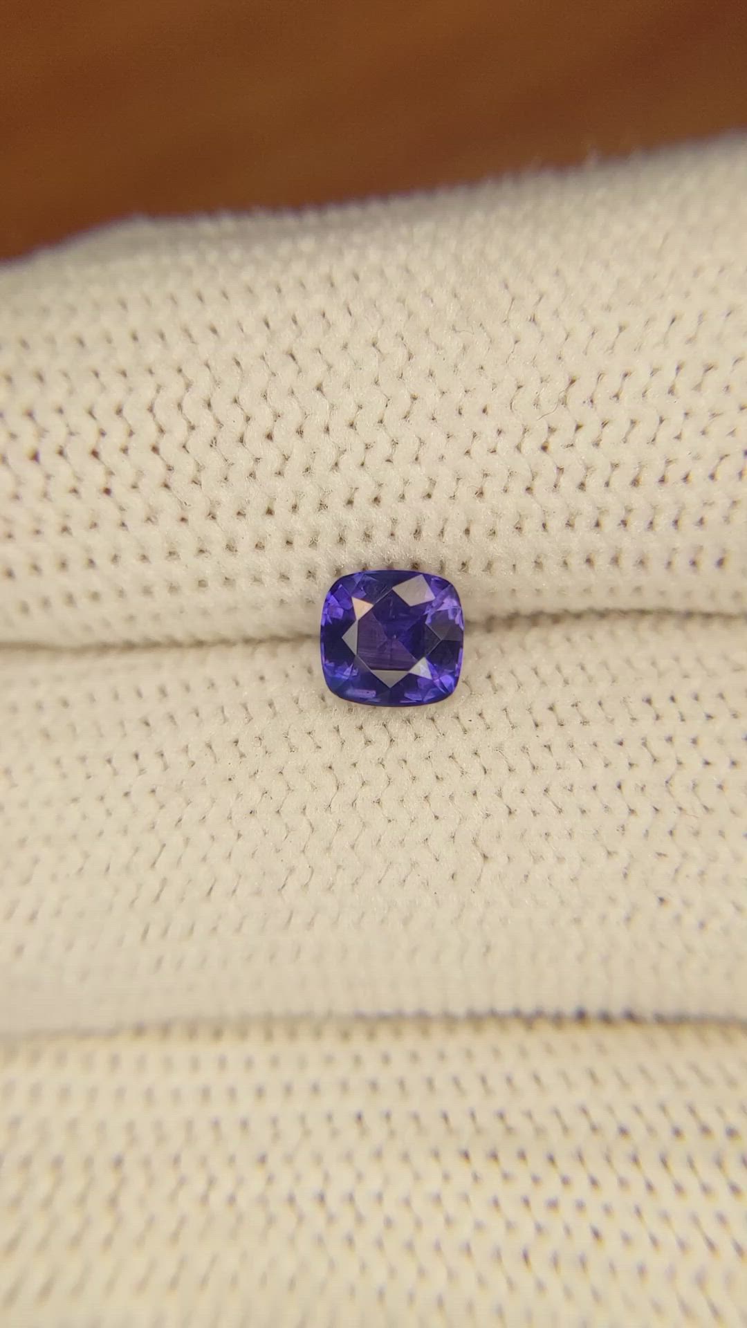 1.02 Ct. Color Change Sapphire from Ceylon (Sri Lanka) Size Video