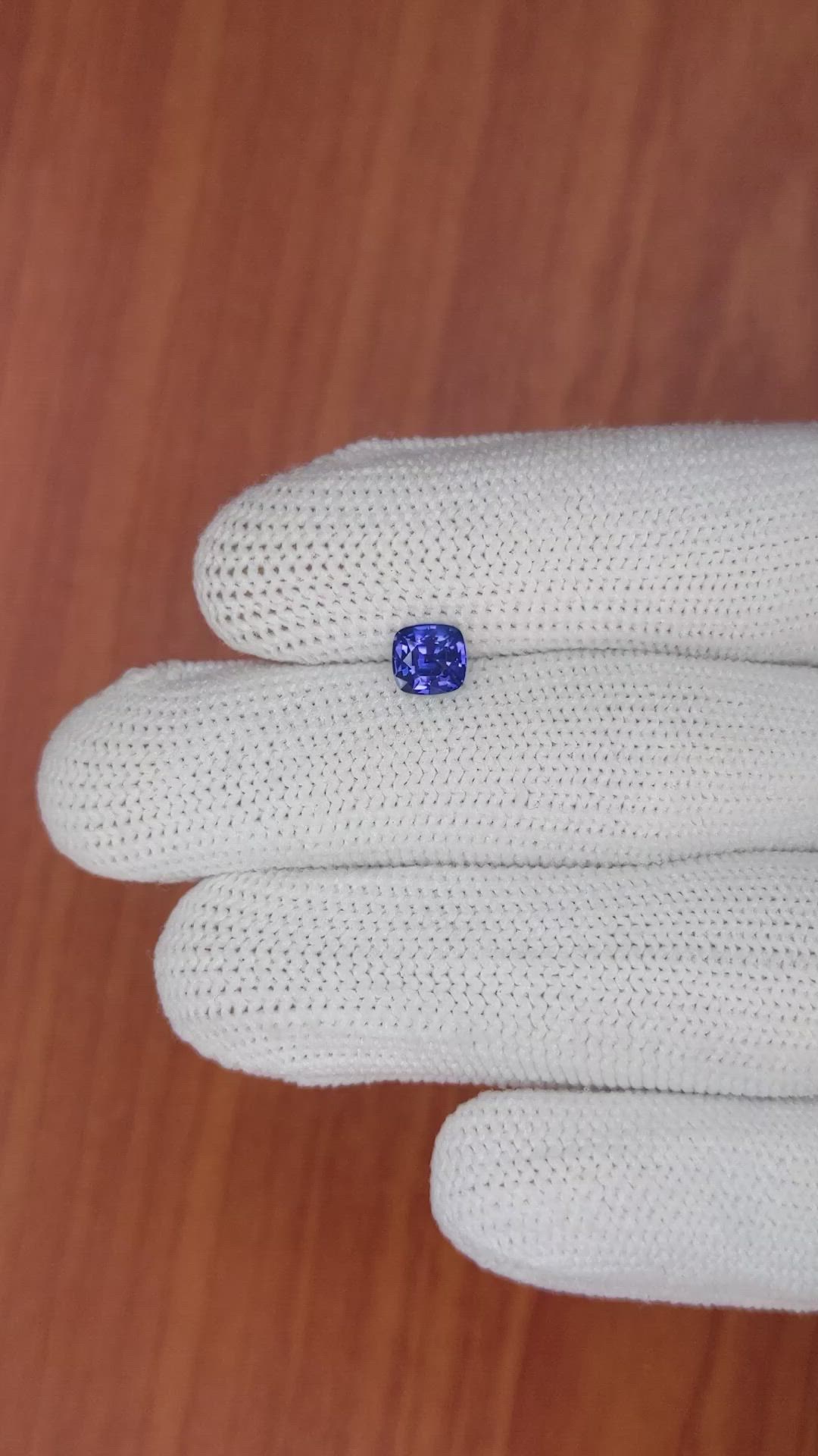 1.02 Ct. Color Change Sapphire from Ceylon (Sri Lanka) Size Video