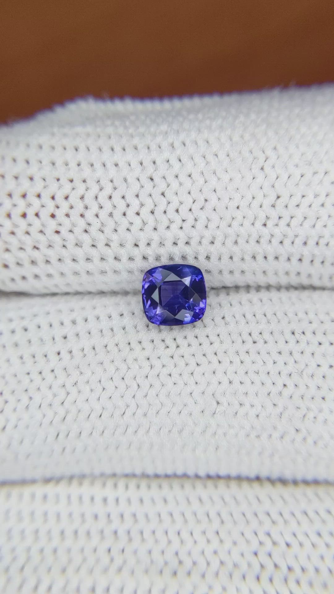 1.02 Ct. Color Change Sapphire from Ceylon (Sri Lanka) Size Video