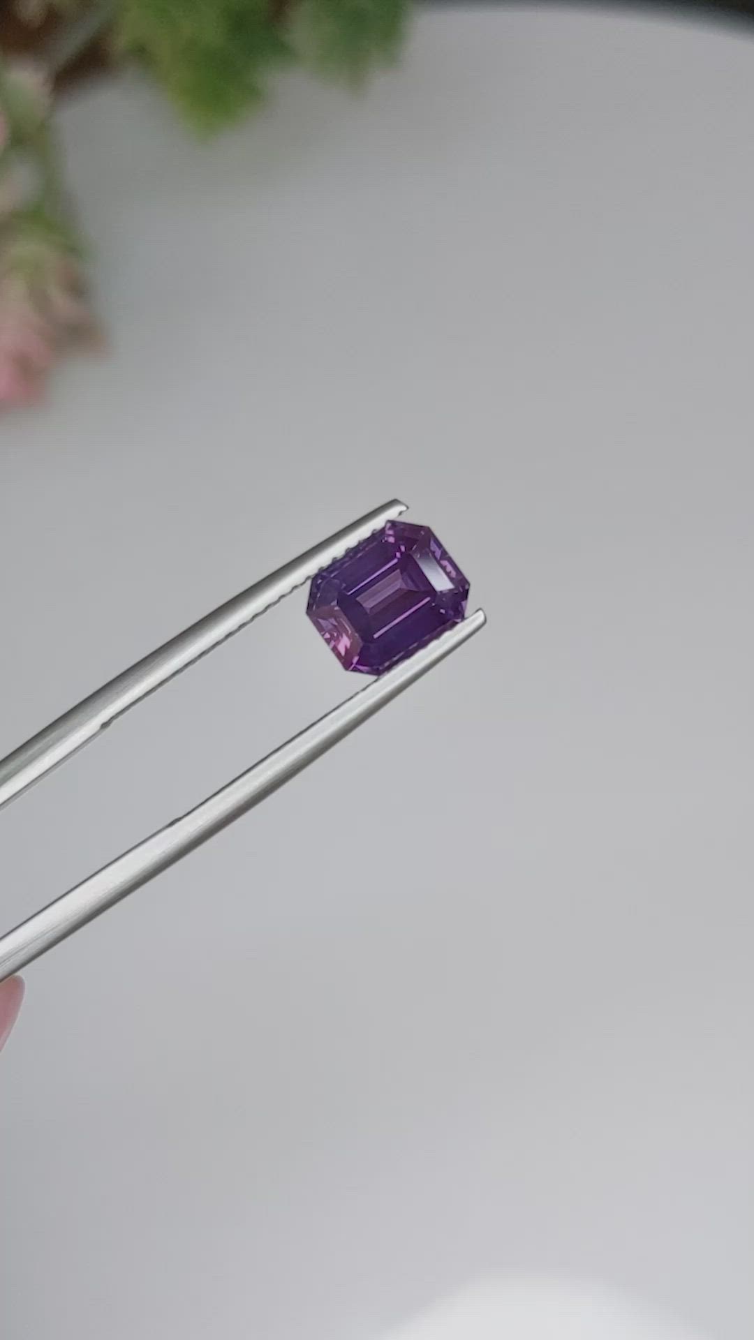 2.99 Ct. Purple Sapphire from Ceylon (Sri Lanka) Size Video