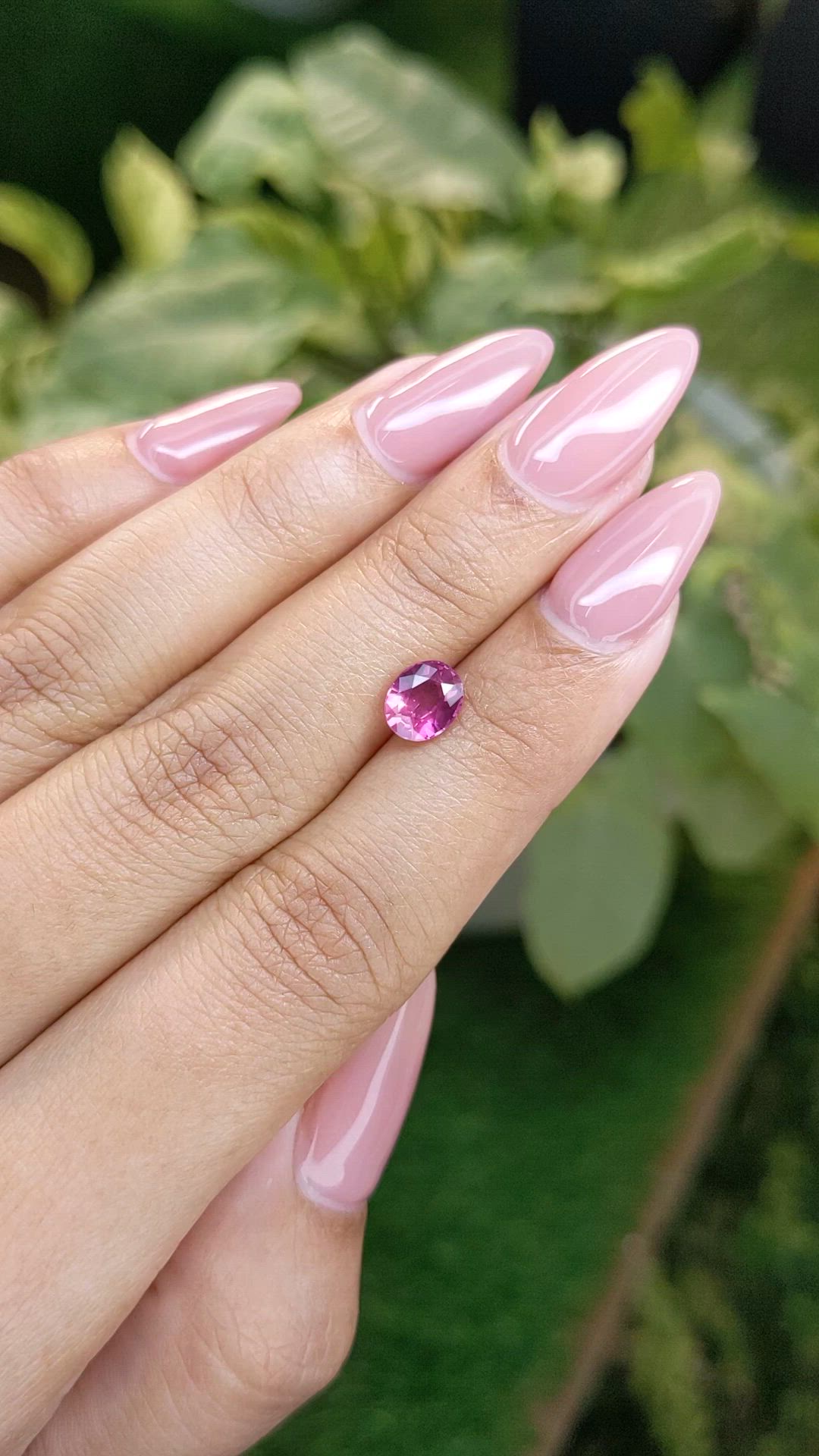 1.29 Ct. Pink Sapphire from Ceylon (Sri Lanka) Size Video