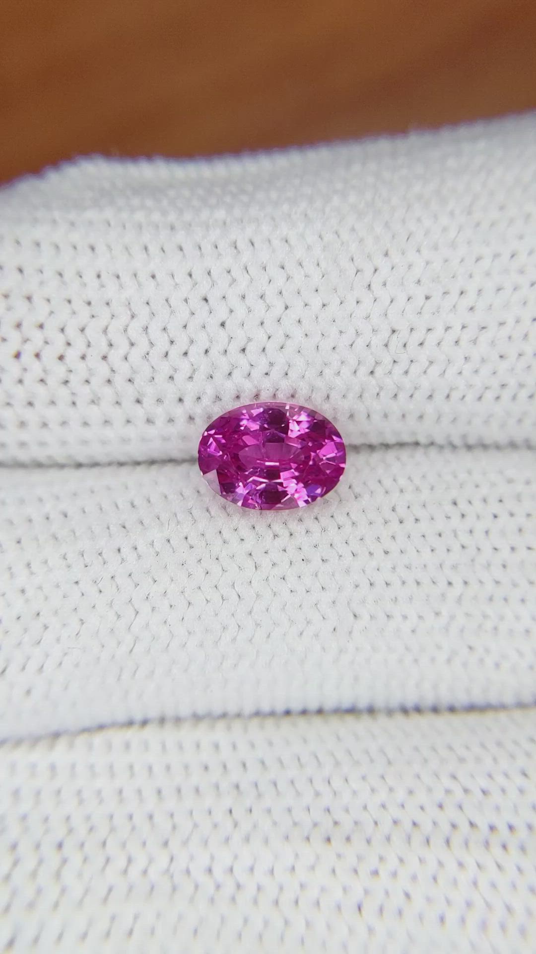 2.33 Ct. Pink Sapphire from Ceylon (Sri Lanka) Size Video