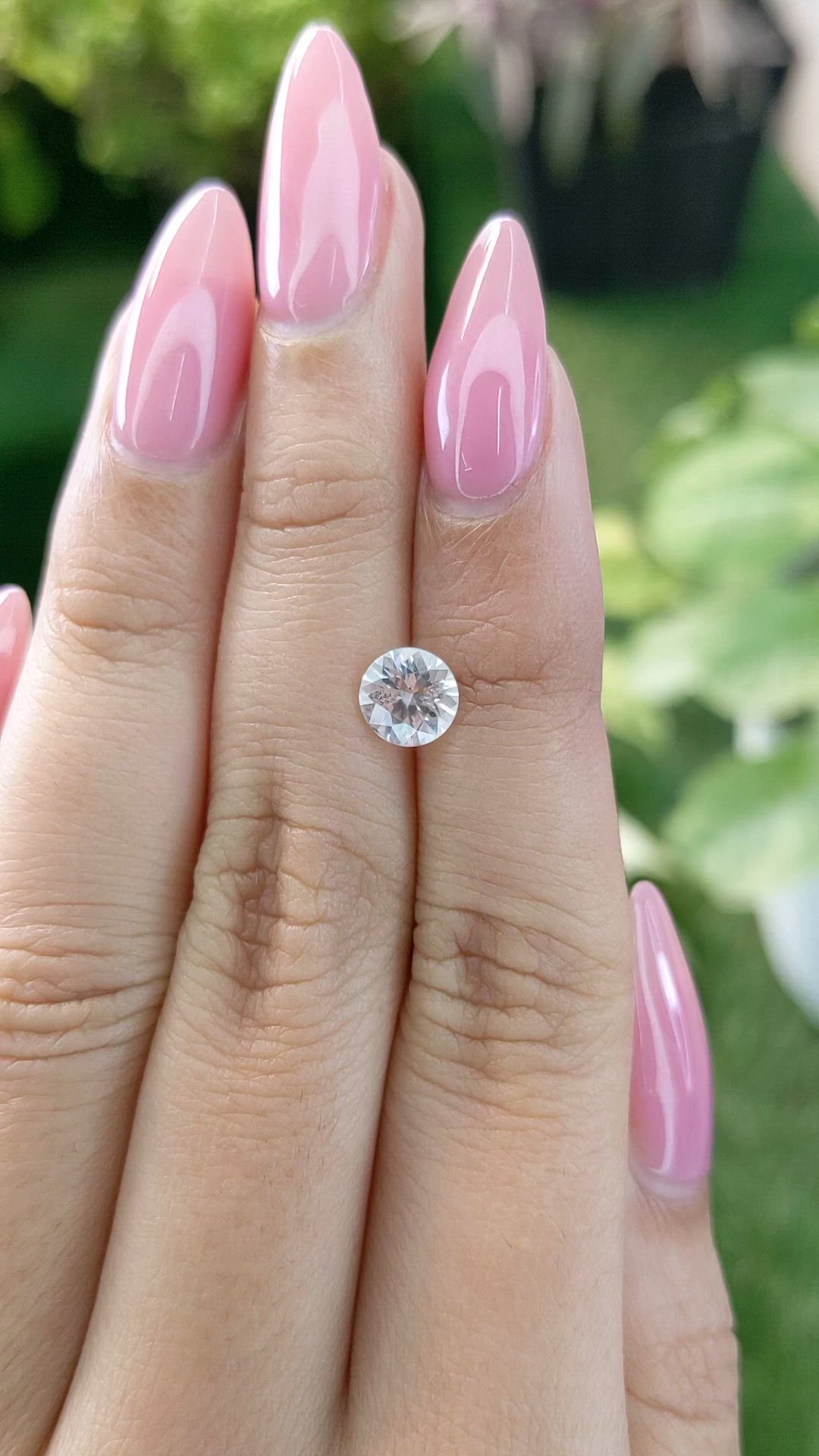 1.30 Ct. White Sapphire from Ceylon (Sri Lanka) Size Video