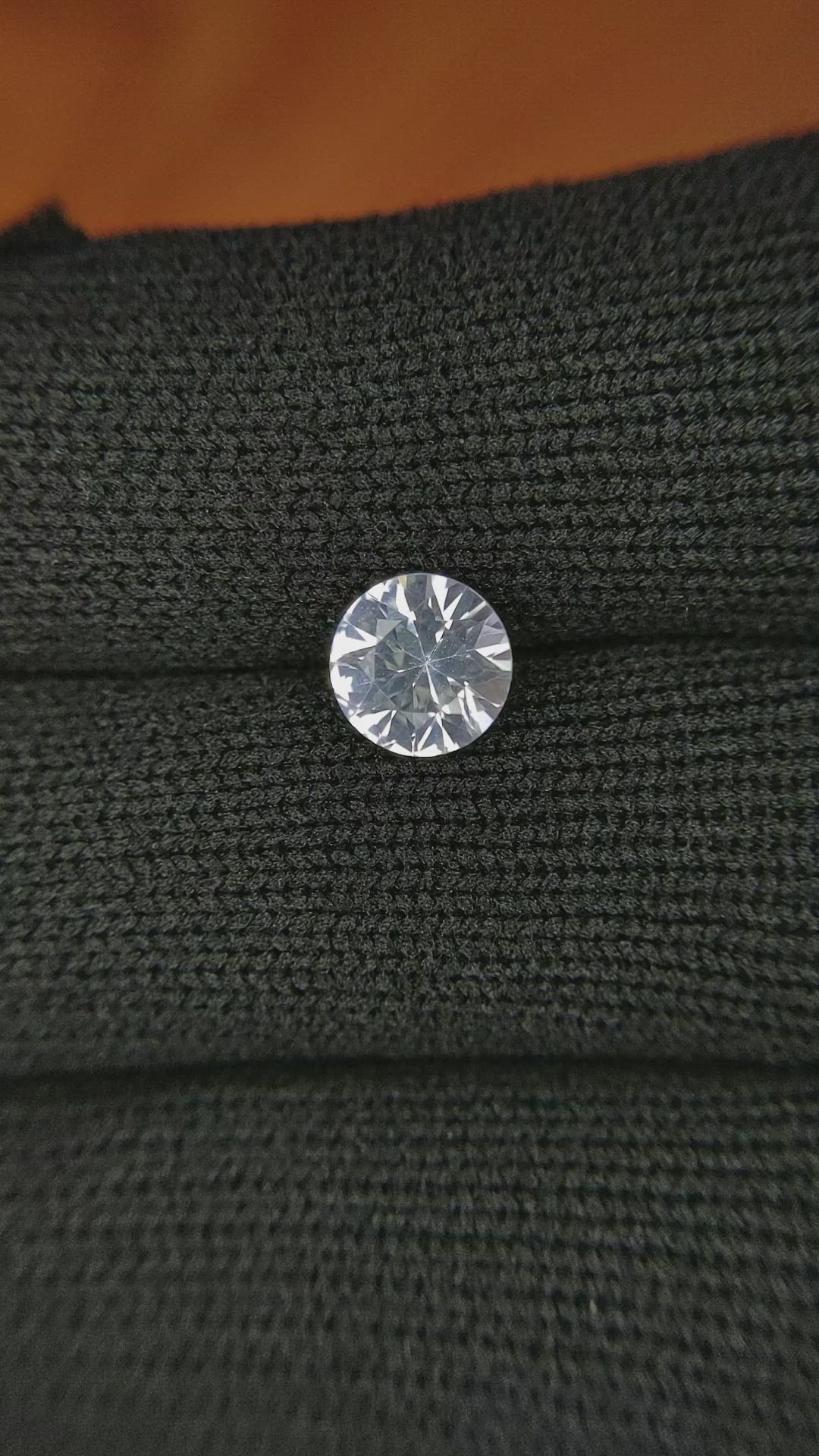 1.31 Ct. White Sapphire from Ceylon (Sri Lanka) Size Video