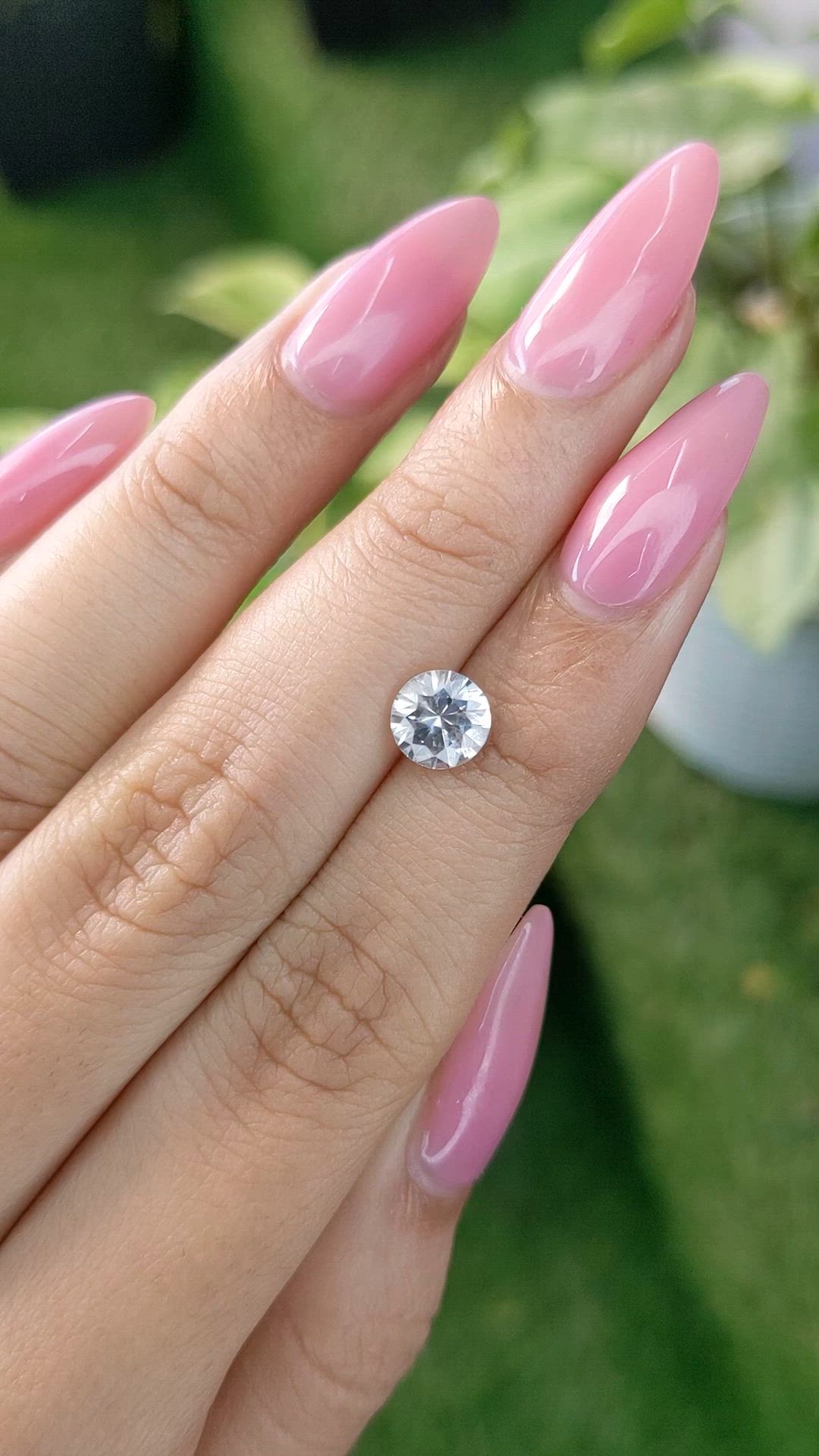 1.31 Ct. White Sapphire from Ceylon (Sri Lanka) Size Video