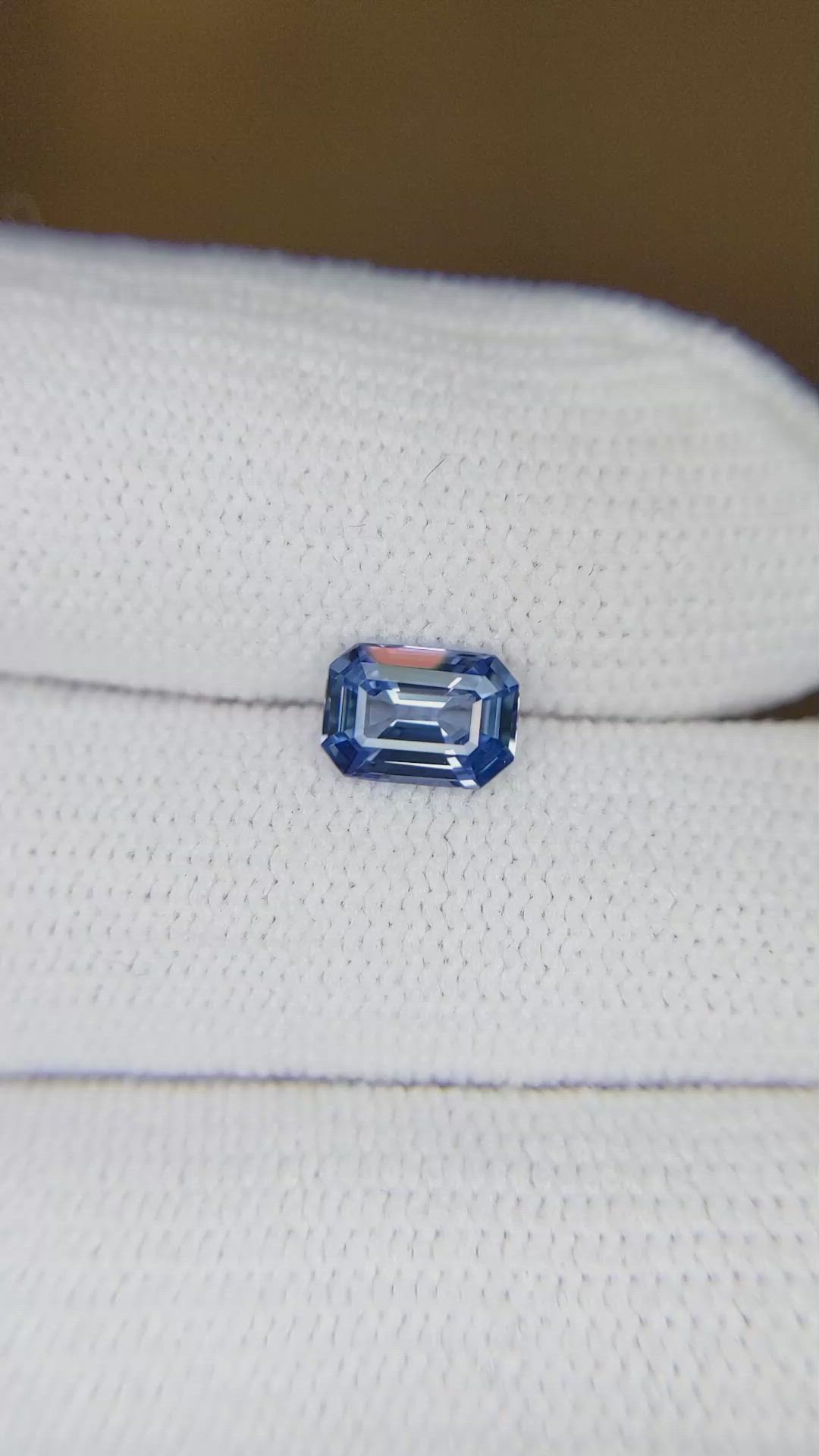 0.96 Ct. Blue Sapphire from Ceylon (Sri Lanka) Size Video