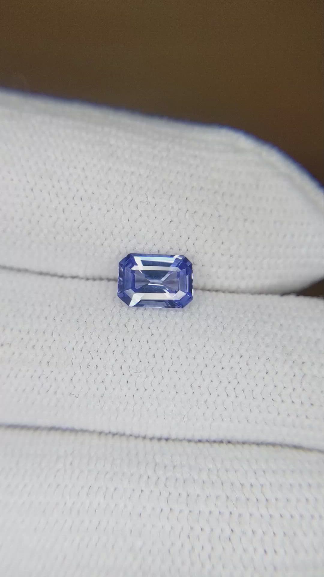 0.94 Ct. Blue Sapphire from Ceylon (Sri Lanka) Size Video
