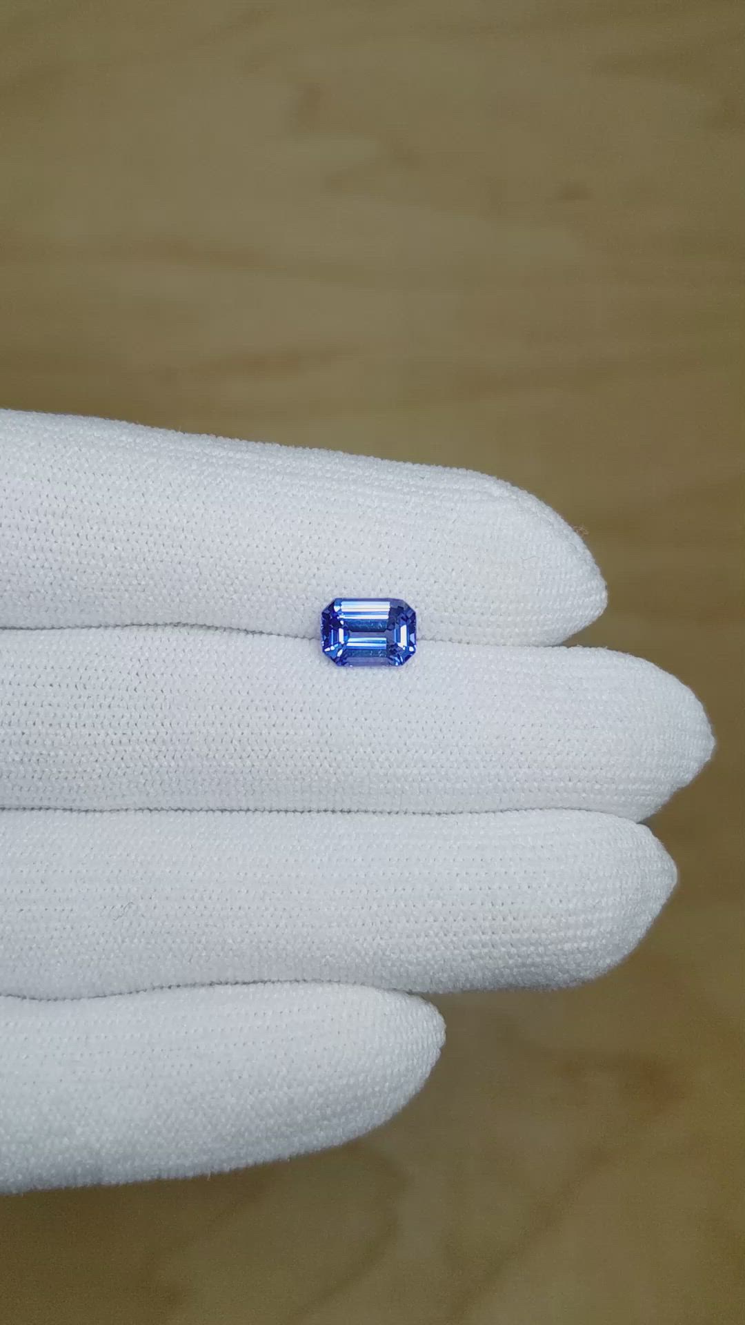 1.52 Ct. Blue Sapphire from Ceylon (Sri Lanka) Size Video