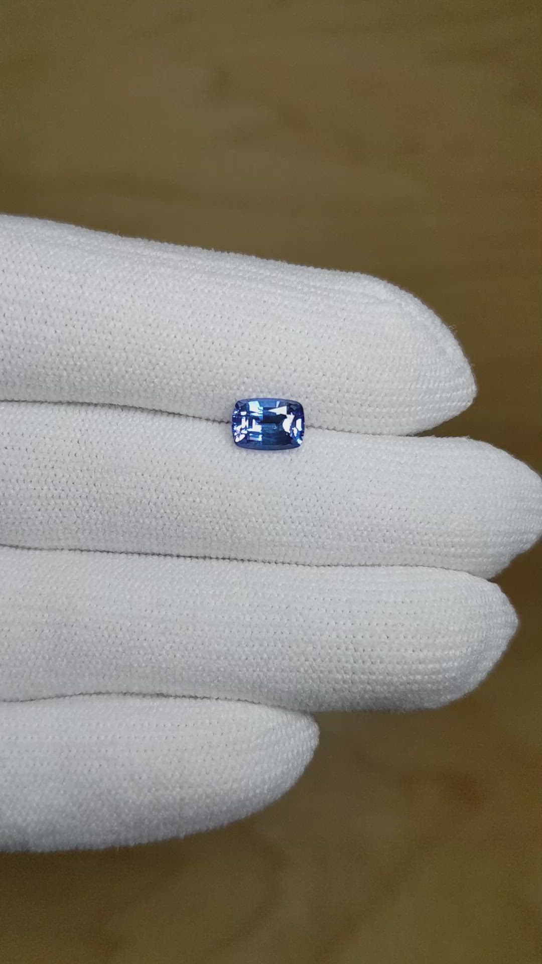 1.18 Ct. Blue Sapphire from Ceylon (Sri Lanka) Size Video