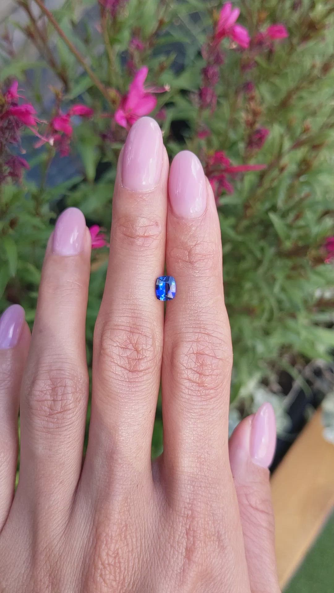 0.89 Ct. Blue Sapphire from Ceylon (Sri Lanka) Size Video