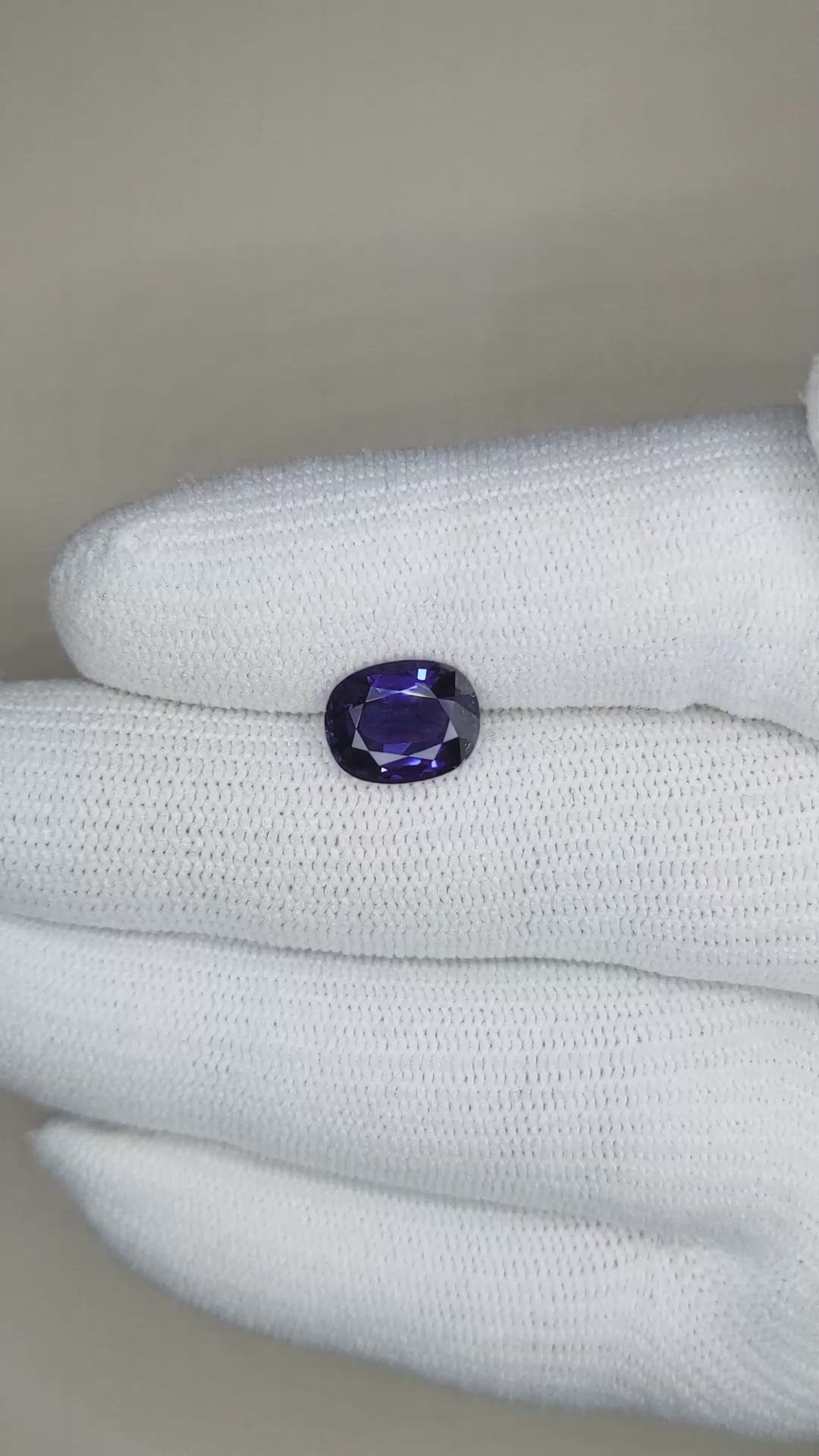 3.07 Ct. Blue Sapphire from Ceylon (Sri Lanka) Size Video