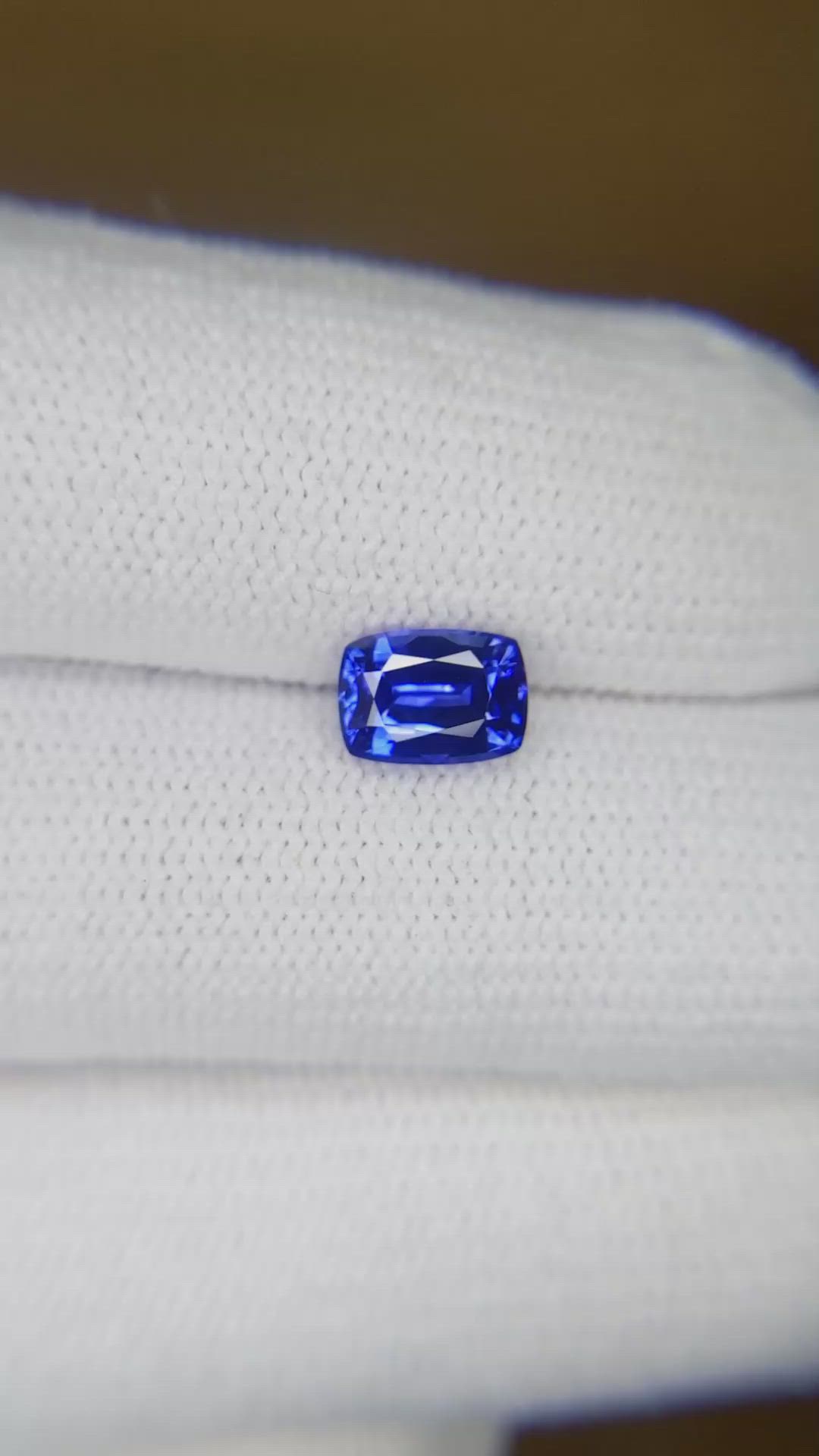 1.30 Ct. Blue Sapphire from Ceylon (Sri Lanka) Size Video