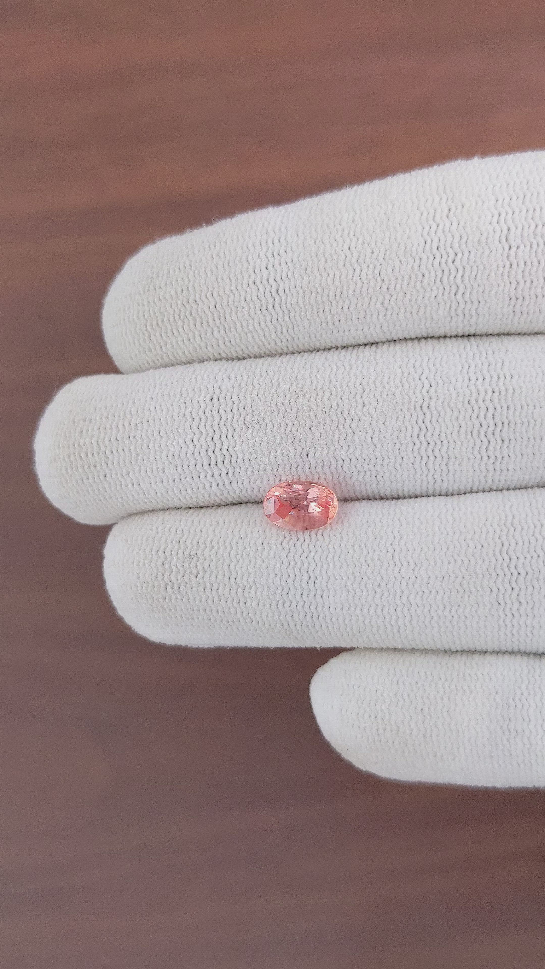 1.51 Ct. Padparadscha Sapphire from Ceylon (Sri Lanka) Size Video