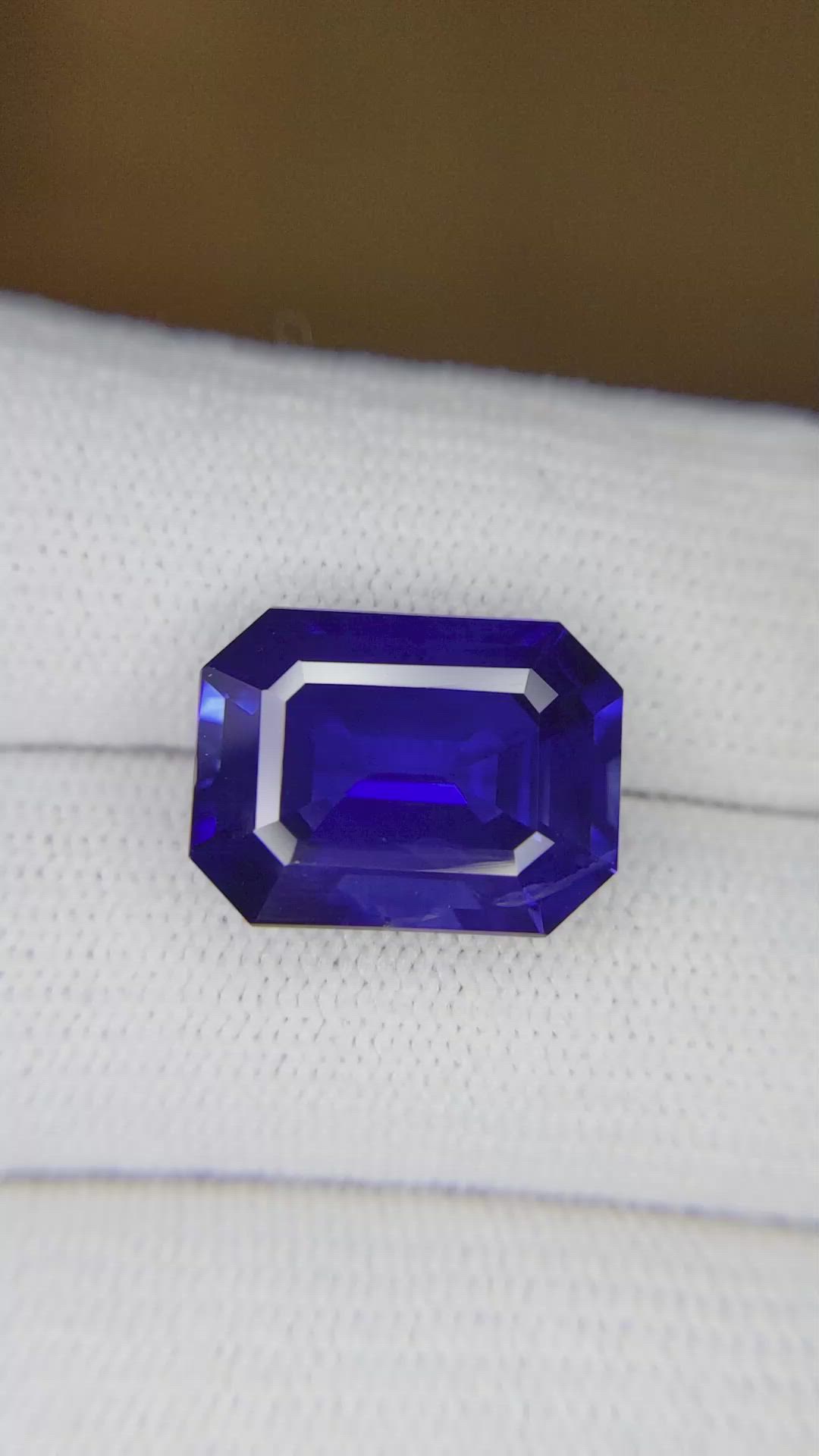 12.36 Ct. Blue Sapphire from Ceylon (Sri Lanka) Size Video