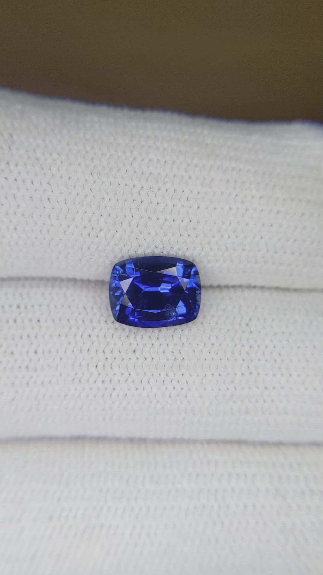 2.05 Ct. Blue Sapphire from Ceylon (Sri Lanka) Size Video