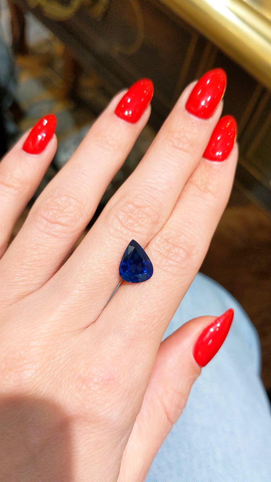 3.62 Ct. Blue Sapphire from Ceylon (Sri Lanka) Size Video