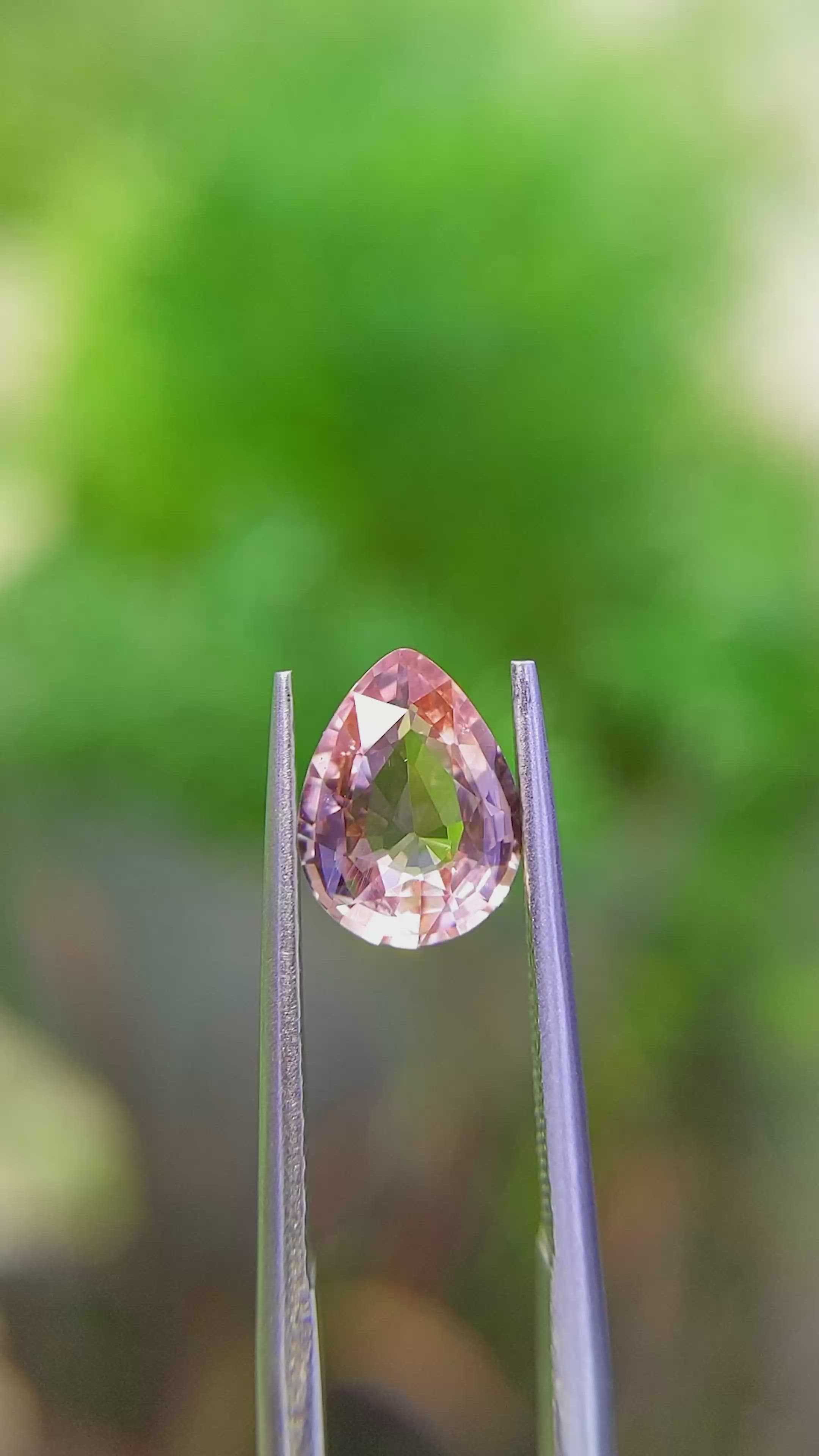 1.51 Ct. Padparadscha Sapphire from Ceylon (Sri Lanka) Size Video