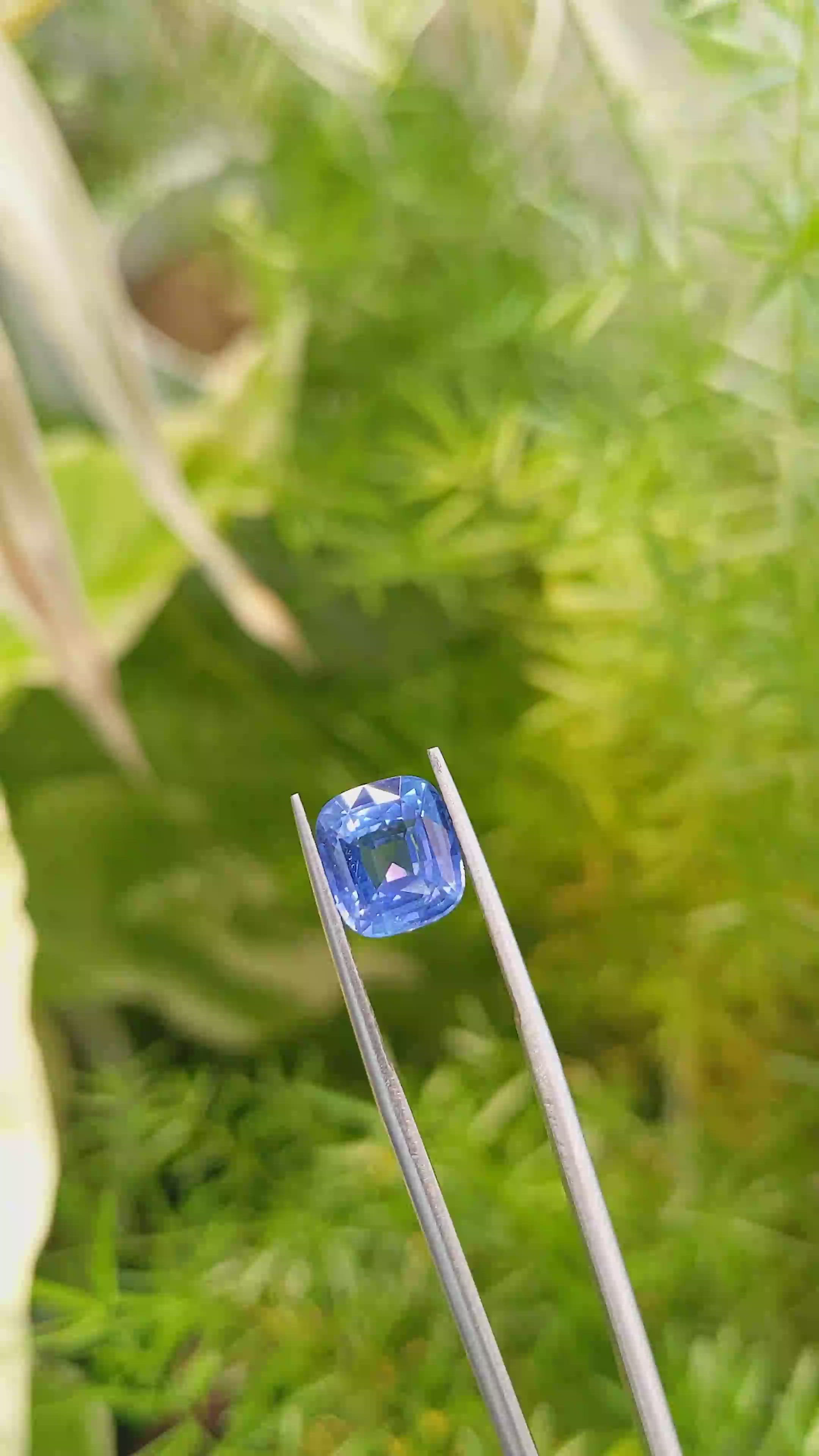 4.02 Ct. Blue Sapphire from Ceylon (Sri Lanka) Size Video