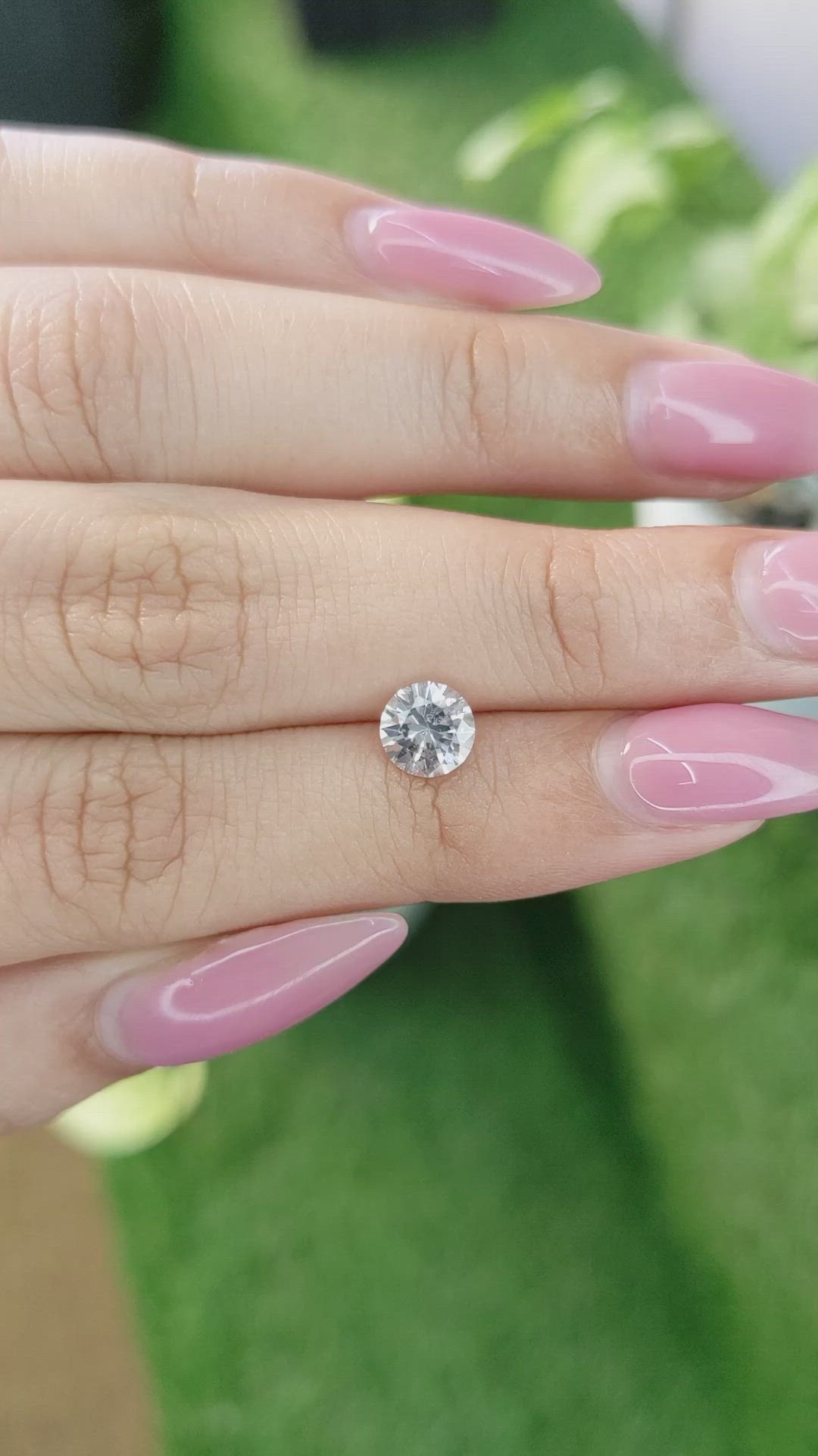 1.16 Ct. White Sapphire from Ceylon (Sri Lanka) Size Video