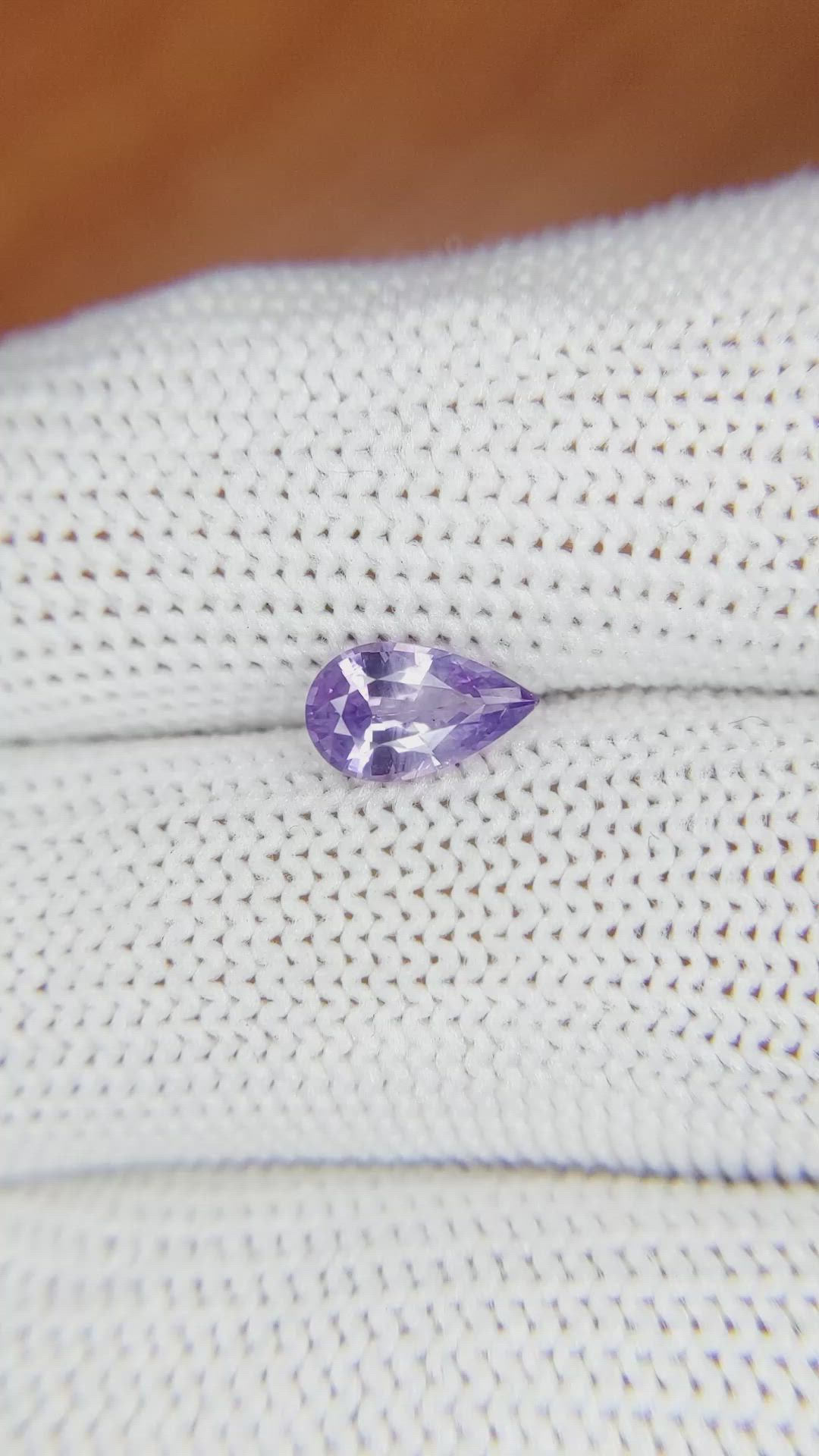 0.94 Ct. Pinkish Purple Sapphire from Ceylon (Sri Lanka) Size Video