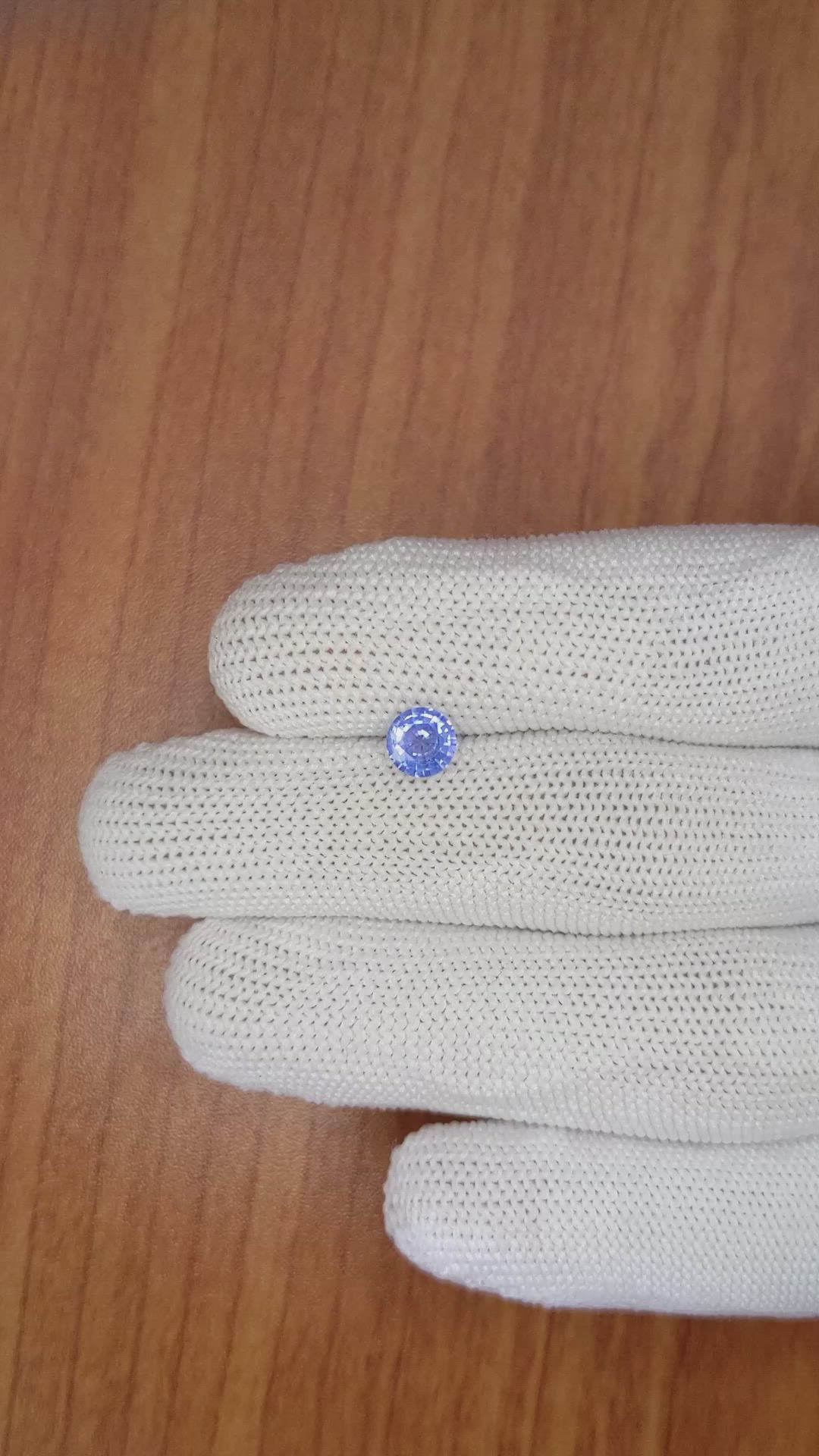 0.75 Ct. Blue Sapphire from Ceylon (Sri Lanka) Size Video