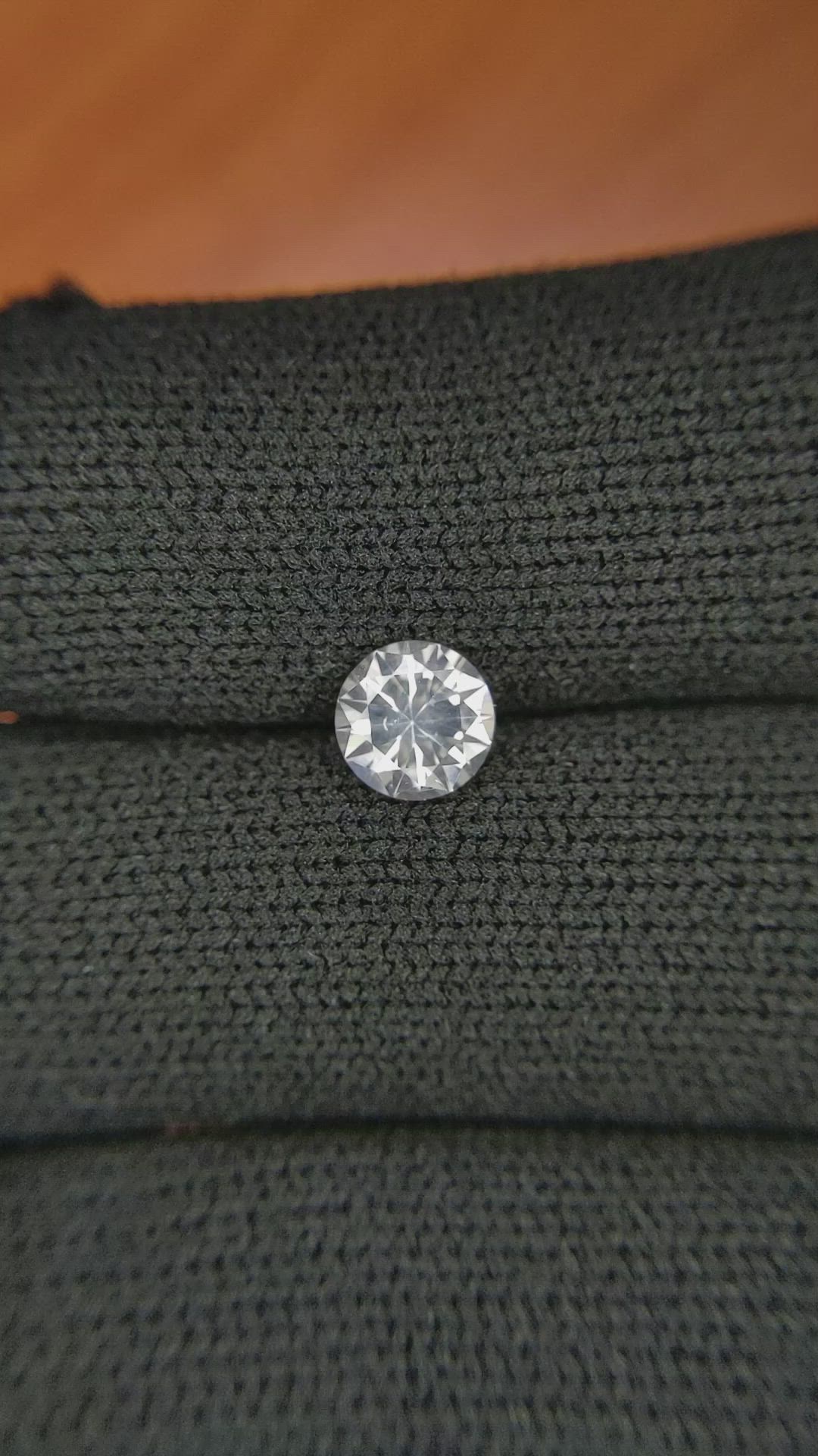 1.00 Ct. White Sapphire from Ceylon (Sri Lanka) Size Video