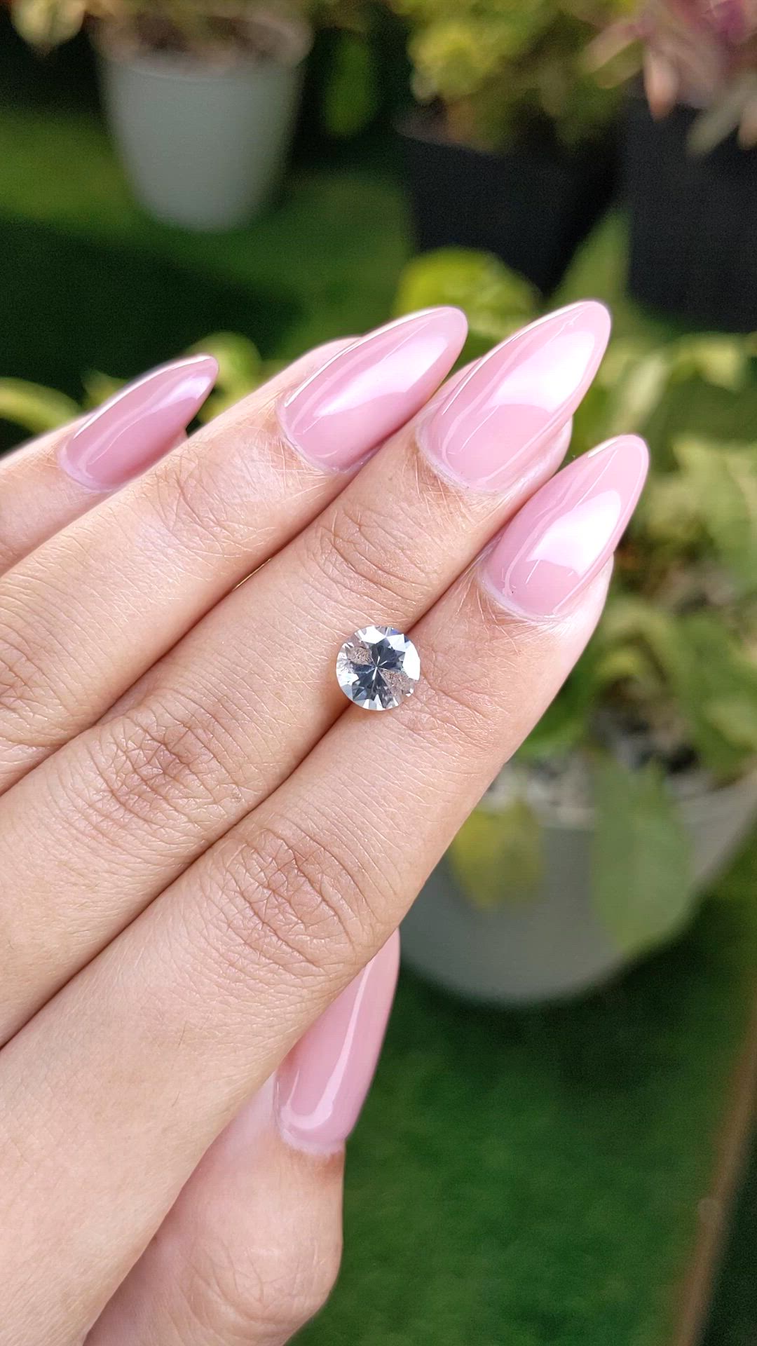 1.66 Ct. White Sapphire from Ceylon (Sri Lanka) Size Video