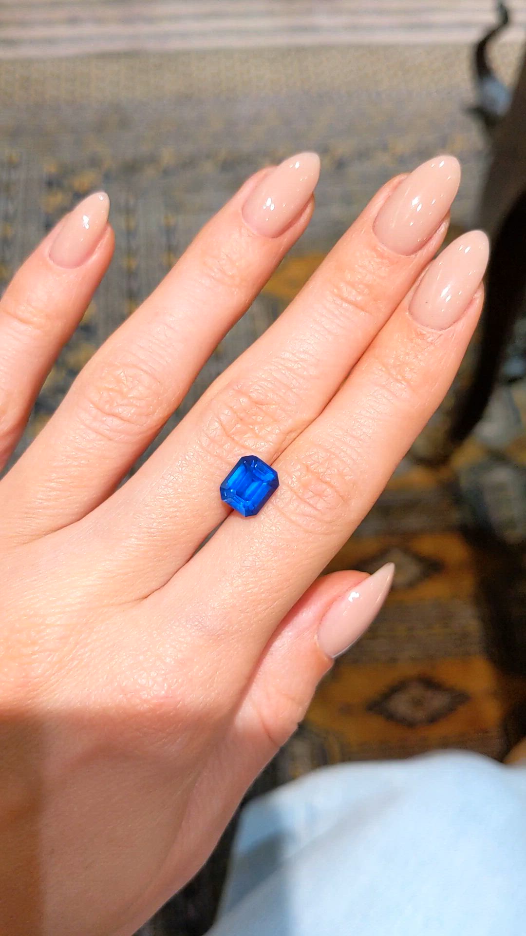 3.53 Ct. Blue Sapphire from Ceylon (Sri Lanka) Size Video