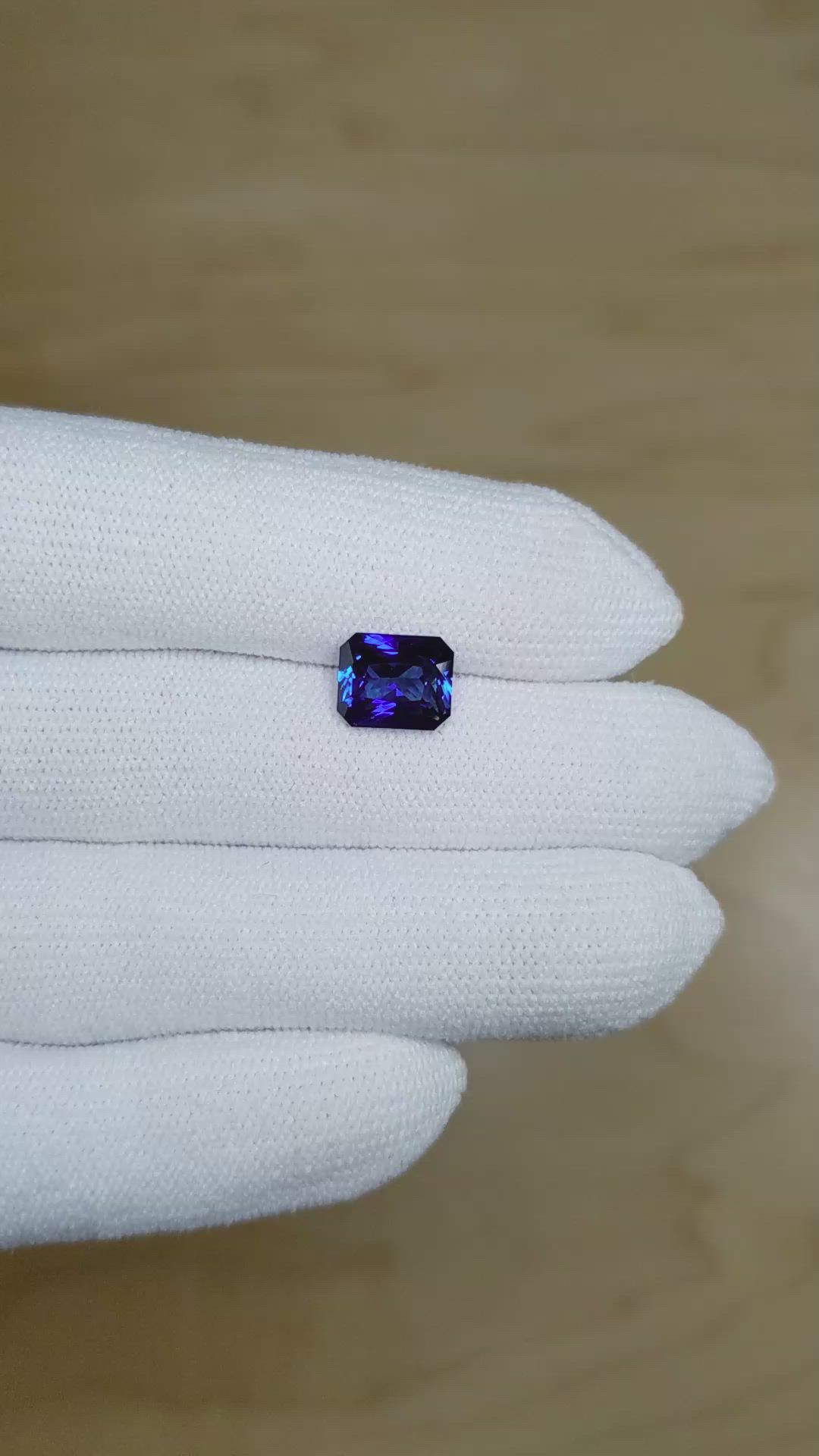 3.10 Ct. Blue Sapphire from Ceylon (Sri Lanka) Size Video