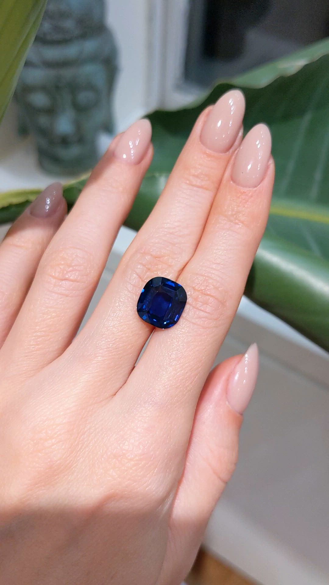 7.51 Ct. Blue Sapphire from Ceylon (Sri Lanka) Size Video