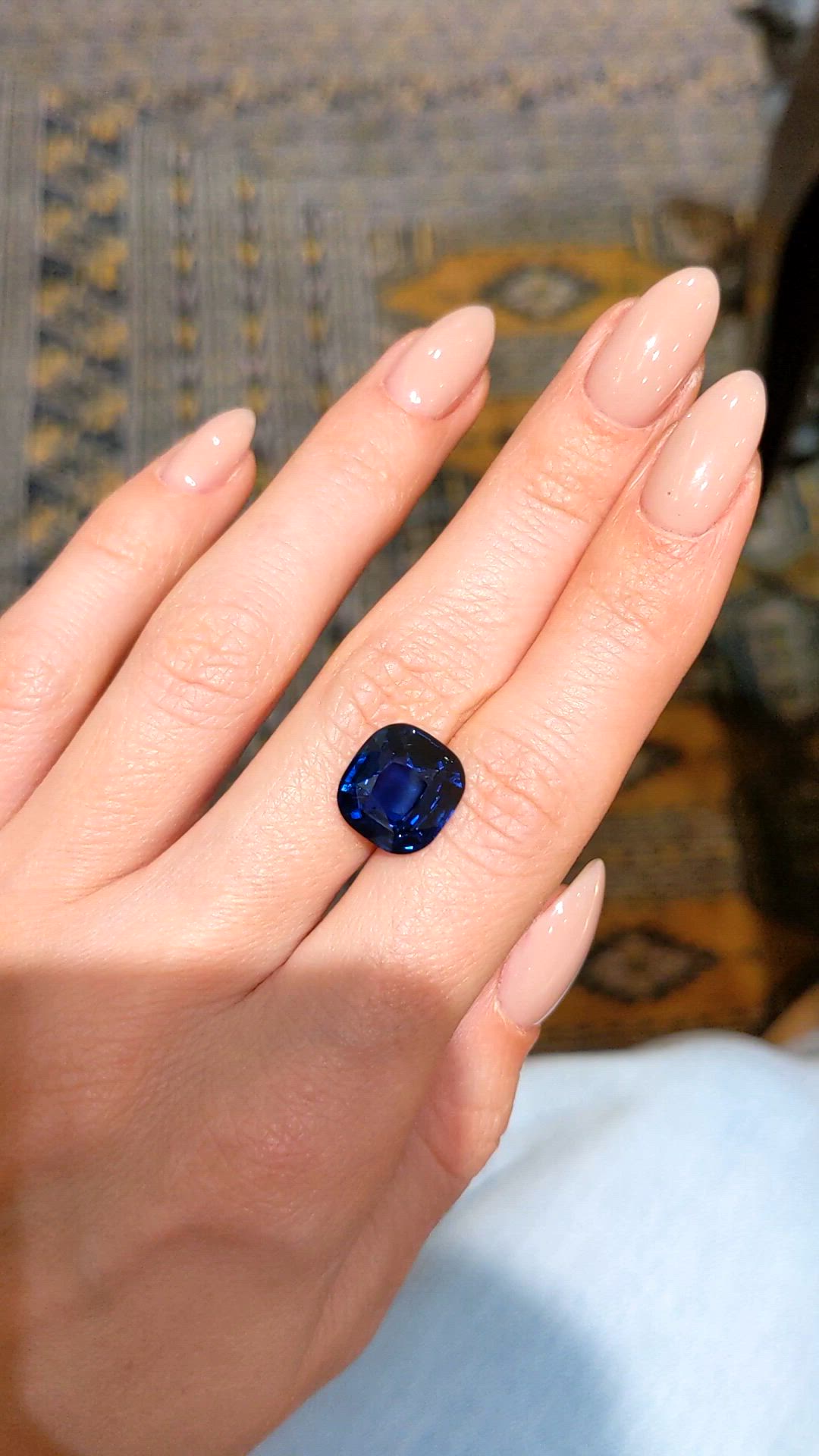 7.51 Ct. Blue Sapphire from Ceylon (Sri Lanka) Size Video