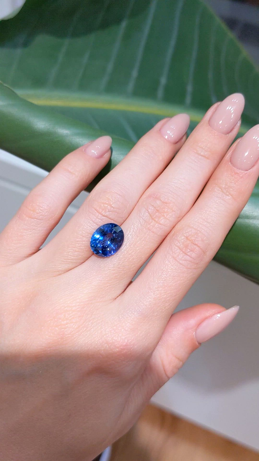 6.51 Ct. Blue Sapphire from Ceylon (Sri Lanka) Size Video