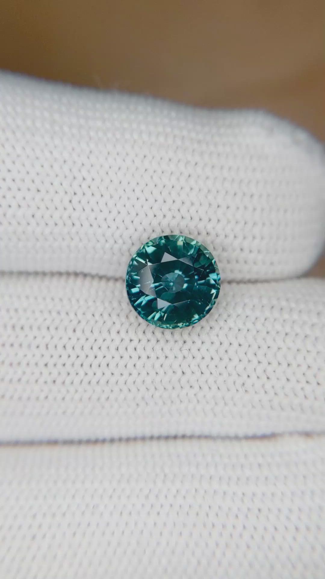 3.56 Ct. Greenish Blue Sapphire from Ceylon (Sri Lanka) Size Video