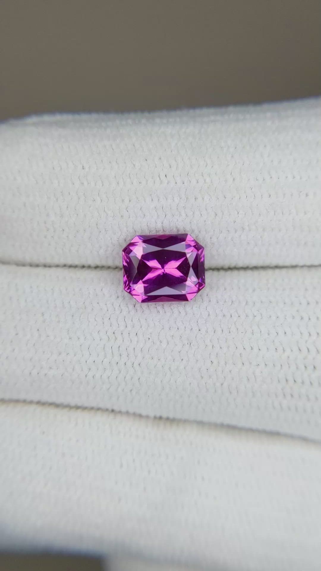 1.71 Ct. Pinkish Purple Sapphire from Ceylon (Sri Lanka) Size Video