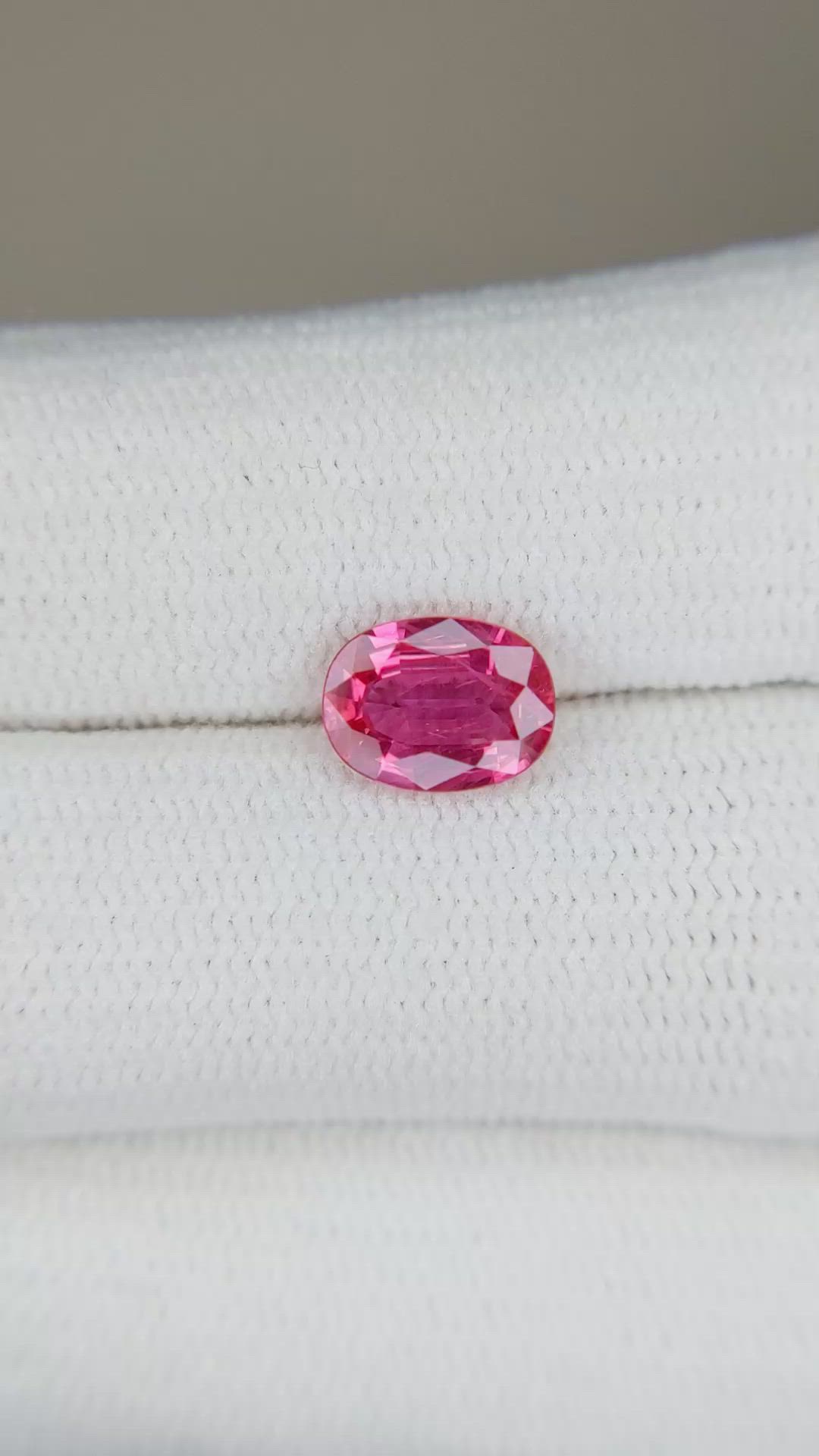 1.34 Ct. Reddish Pink Sapphire from Ceylon (Sri Lanka) Size Video