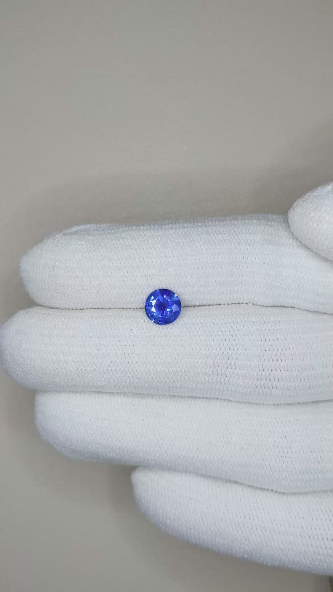 0.76 Ct. Blue Sapphire from Ceylon (Sri Lanka) Size Video
