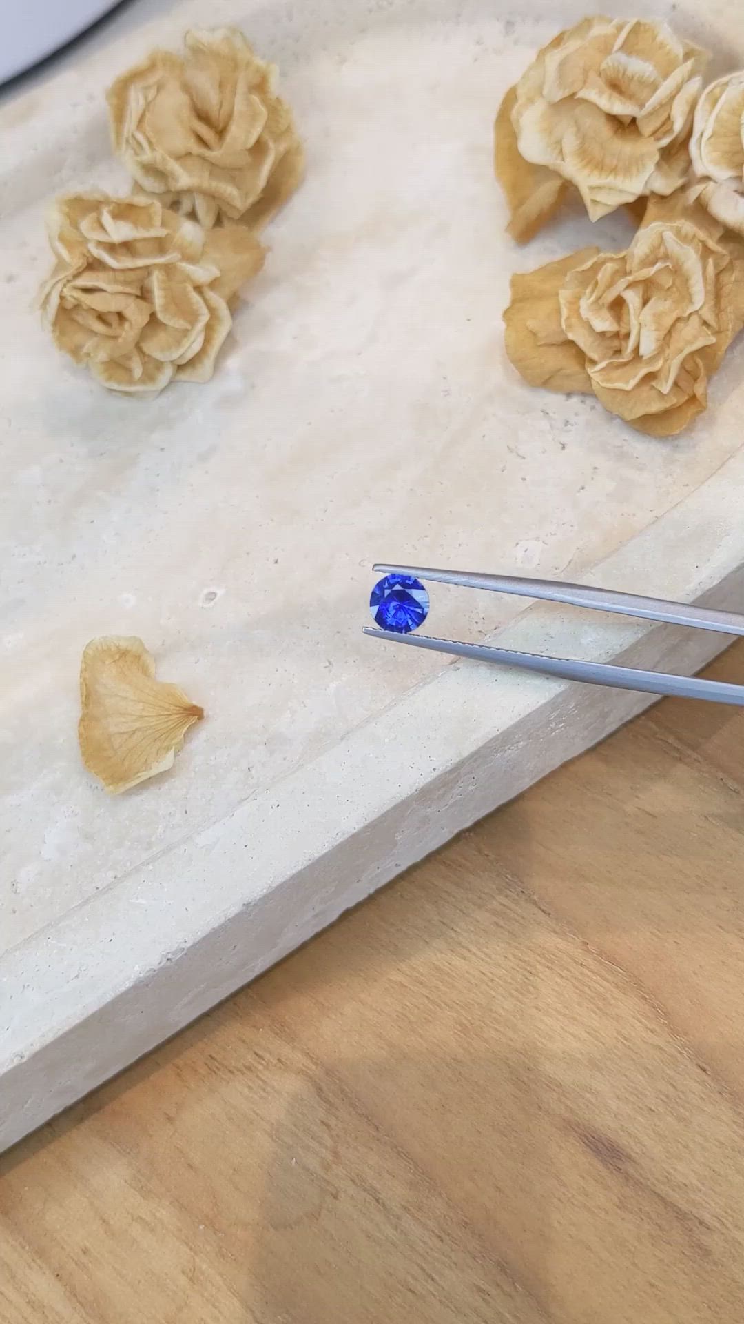 0.76 Ct. Blue Sapphire from Ceylon (Sri Lanka) Size Video