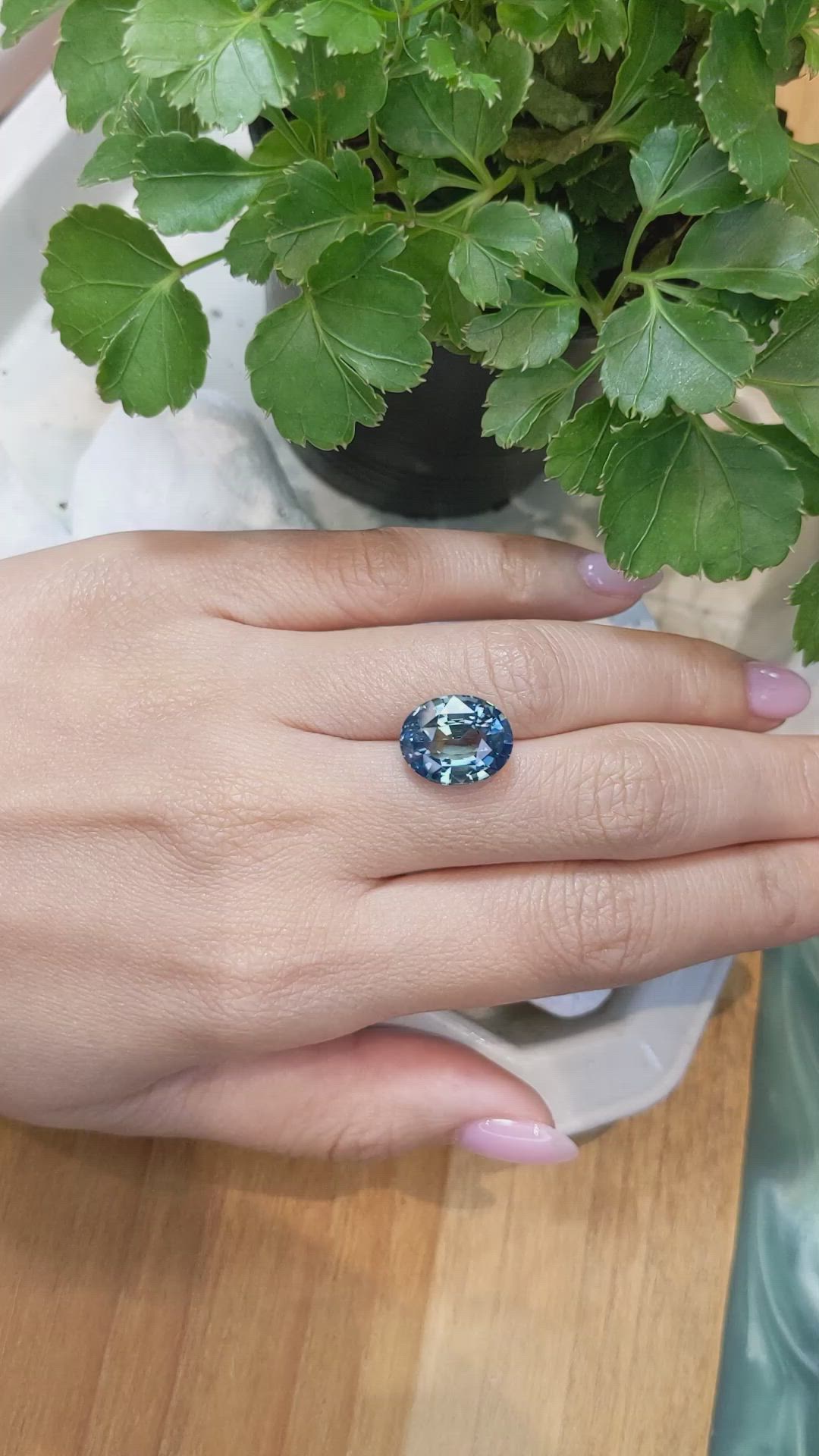 10.02 Ct. Greenish Blue Sapphire from Ceylon (Sri Lanka) Size Video